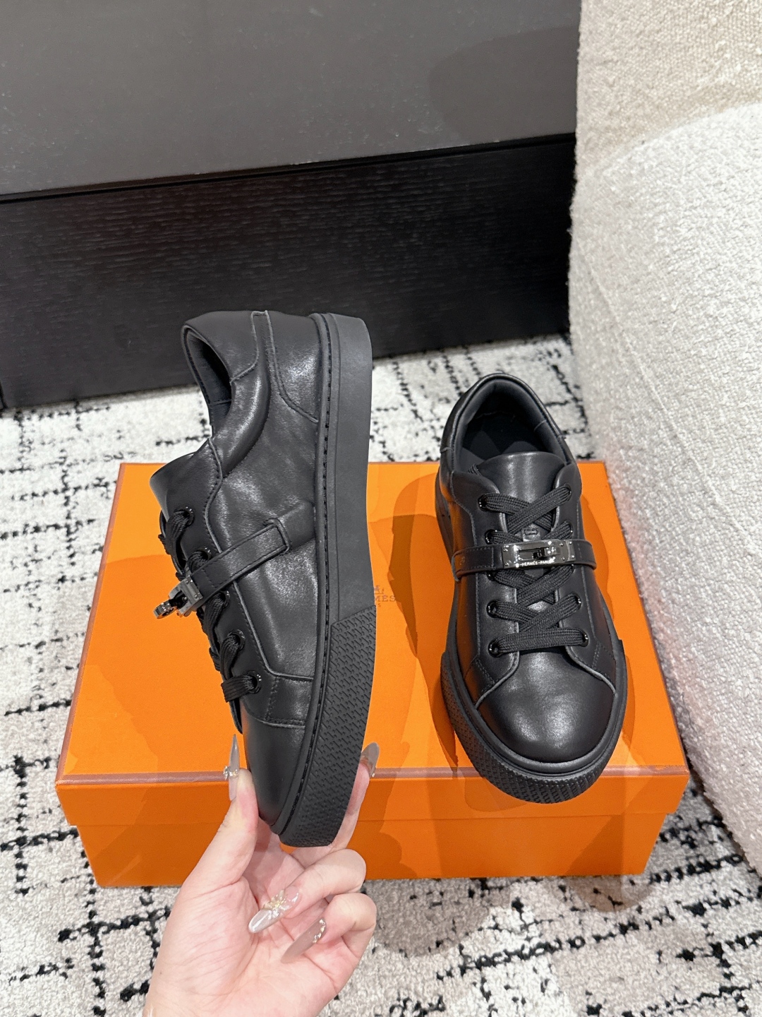 HERMES 00689 HERMES 00689