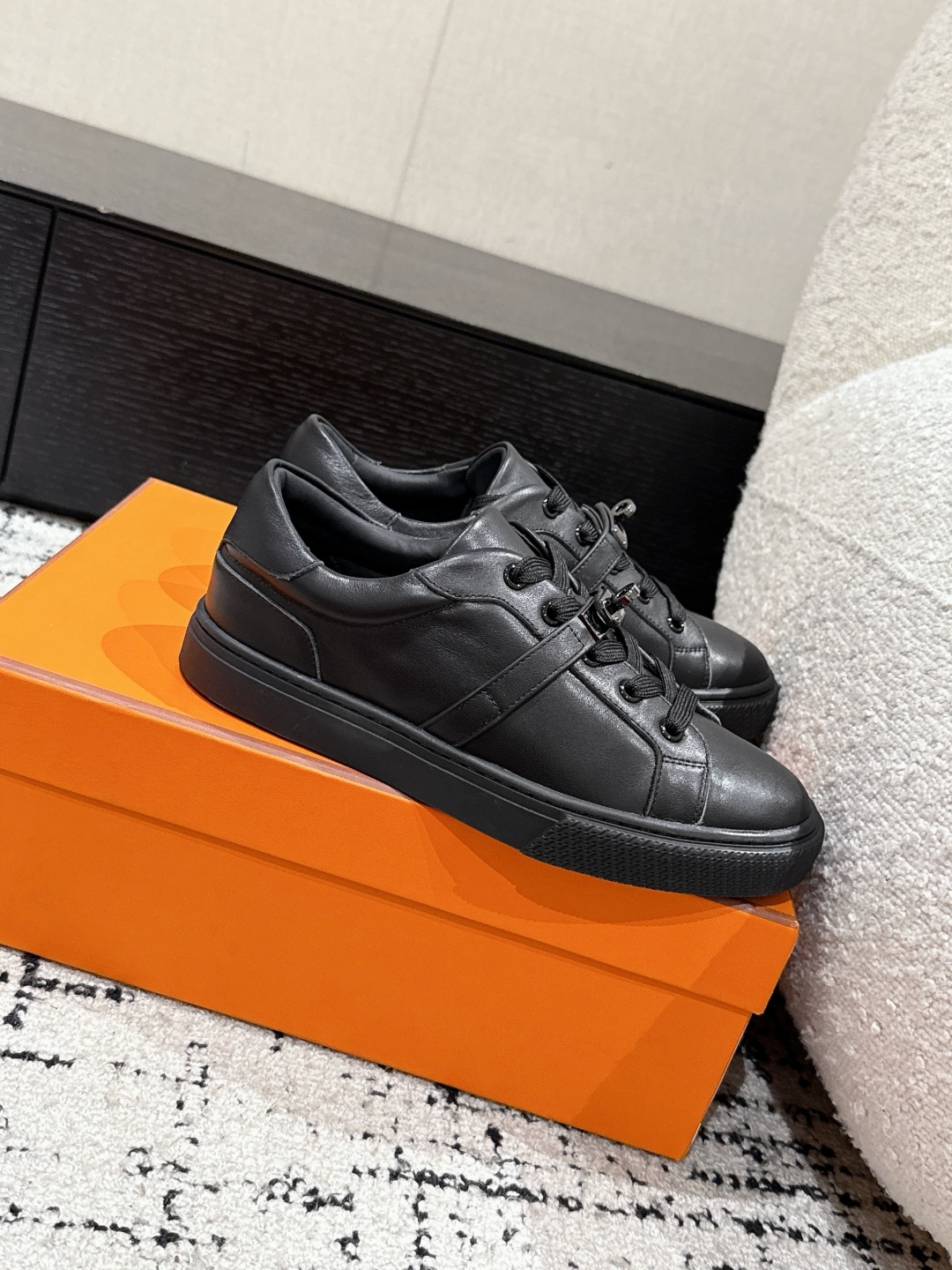 HERMES 00689 HERMES 00689