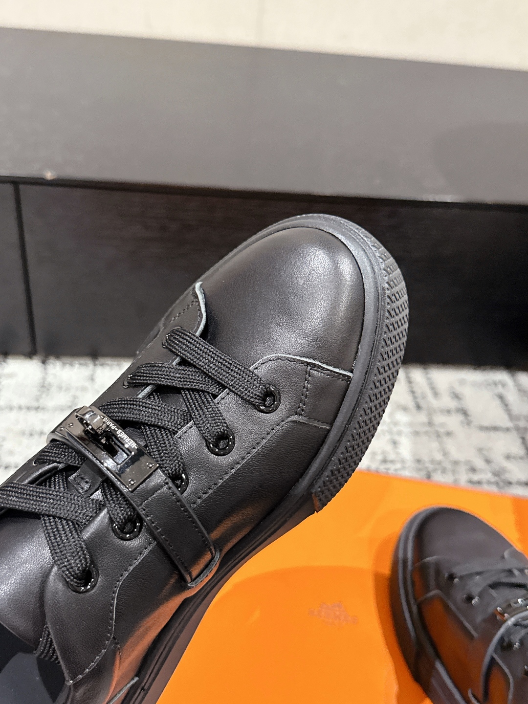 HERMES 00689 HERMES 00689