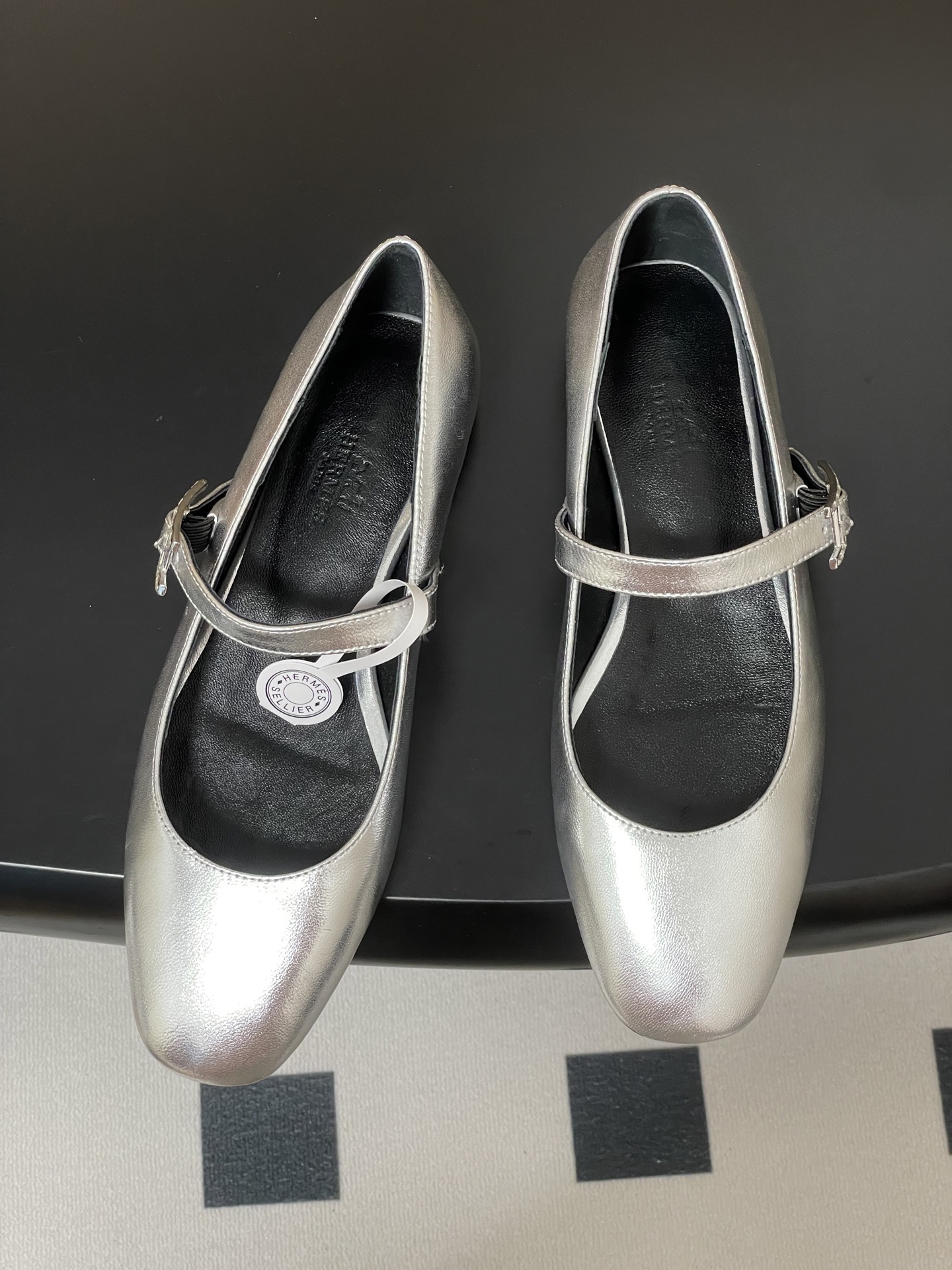 HERMES 00689 HERMES 00689