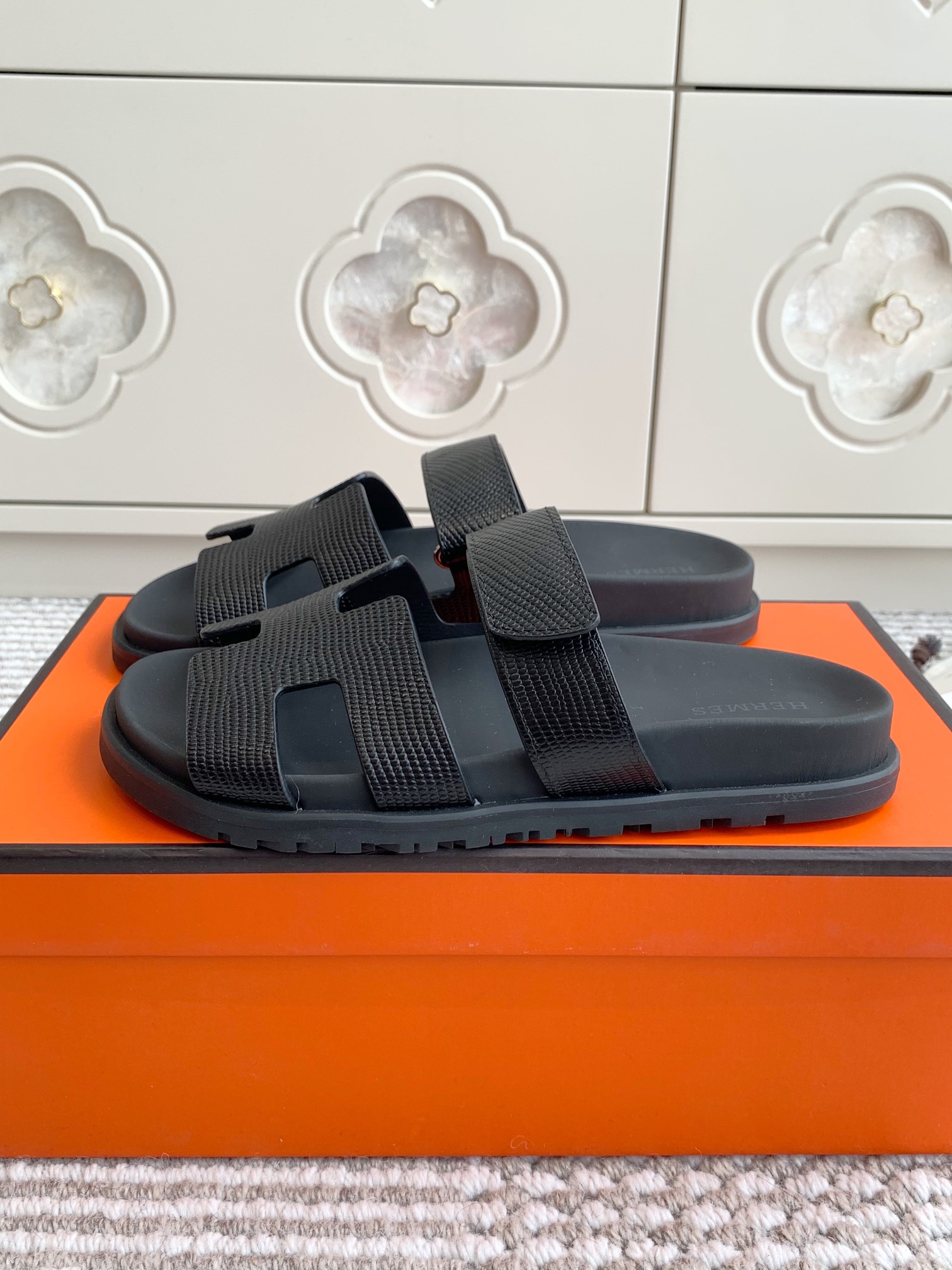HERMES 00689