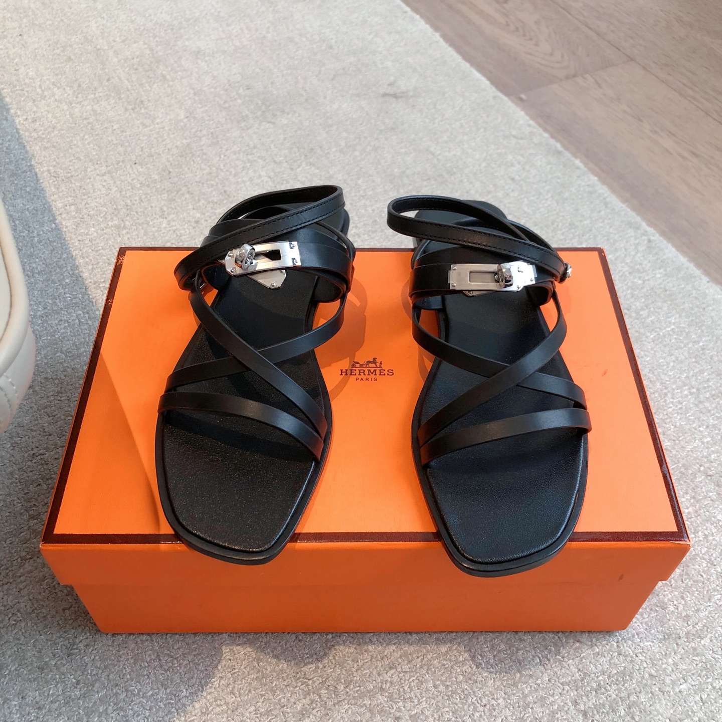 HERMES   0069