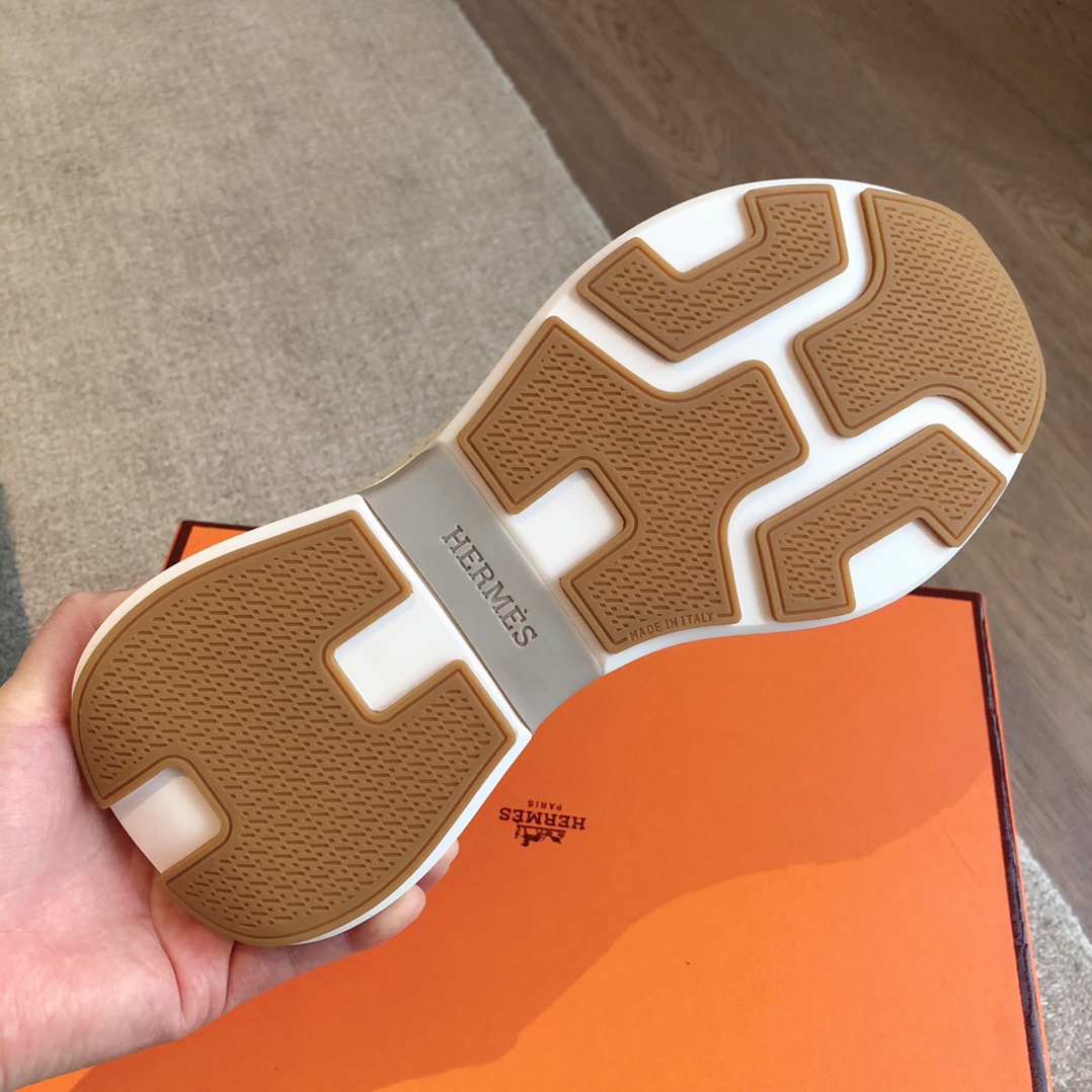 HERMES 00699 HERMES 00699
