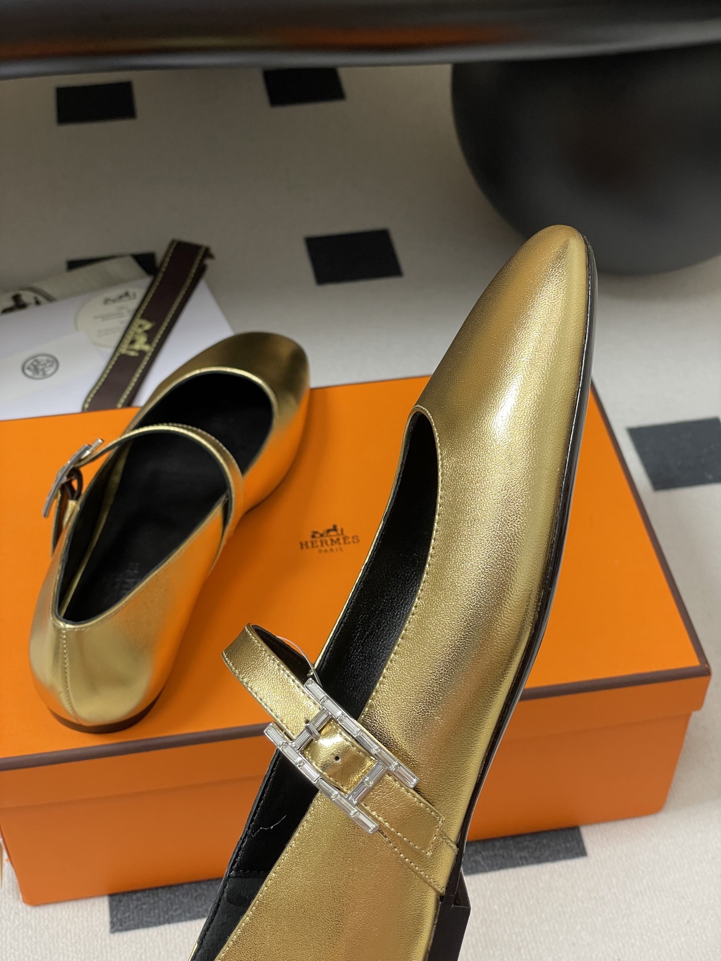 HERMES 00699 HERMES 00699