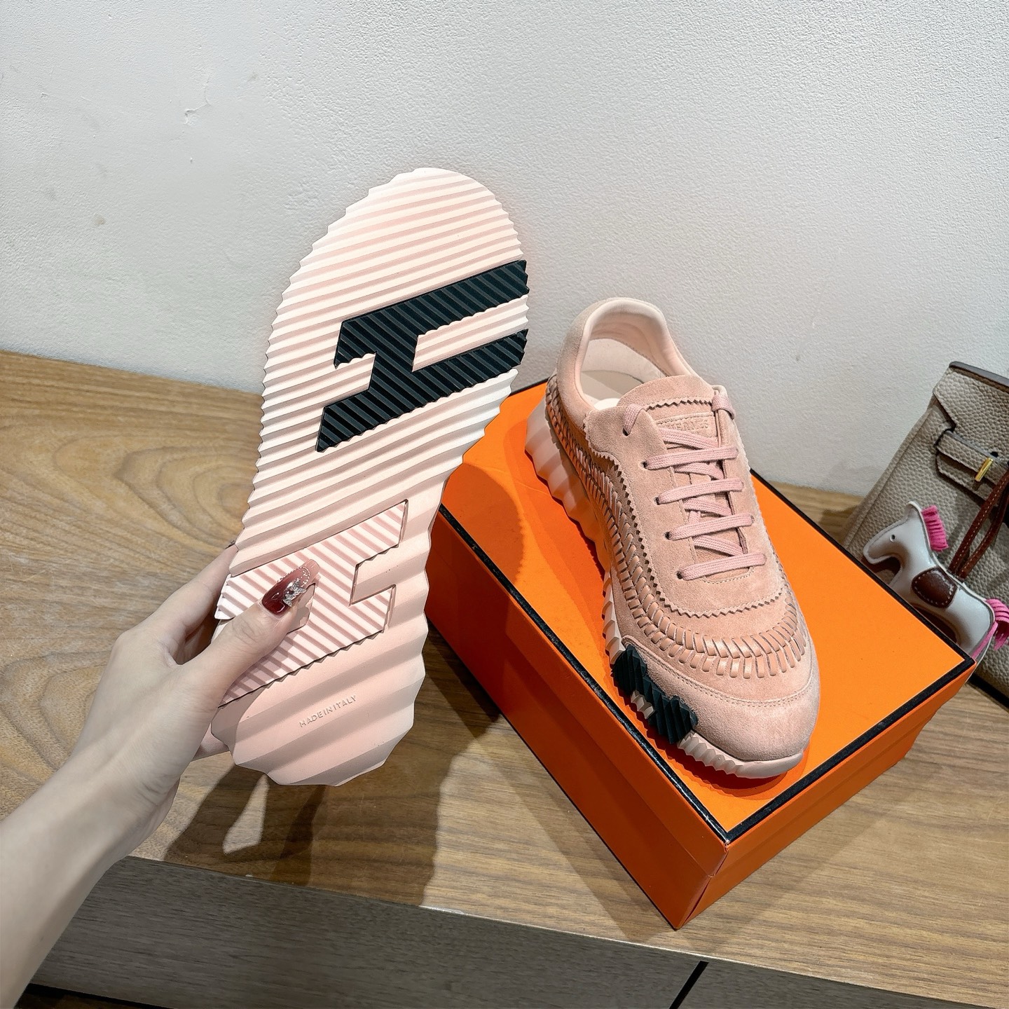 HERMES 00699 HERMES 00699