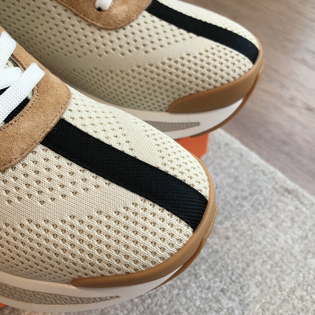 HERMES 00699 HERMES 00699