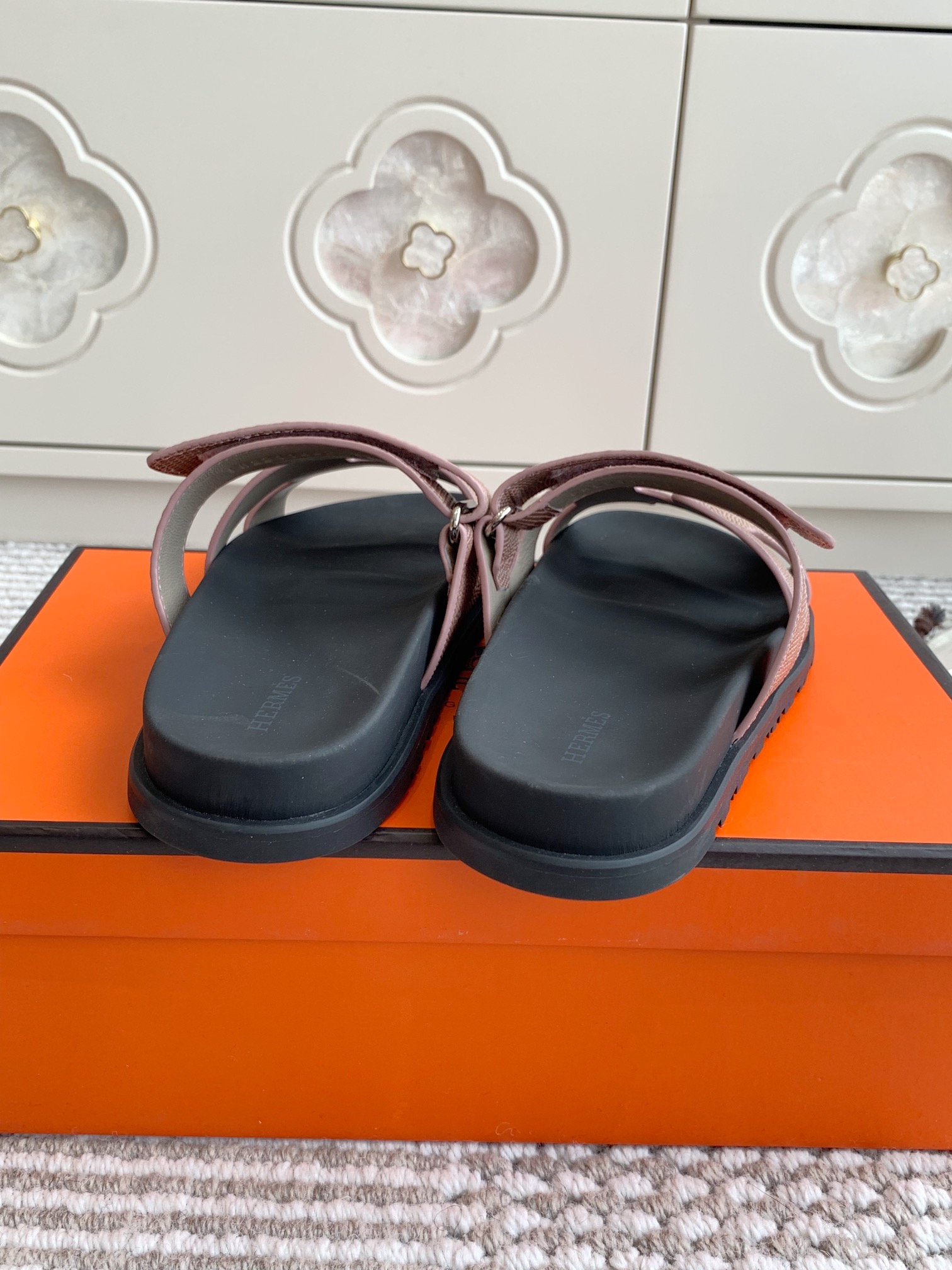 HERMES 00699