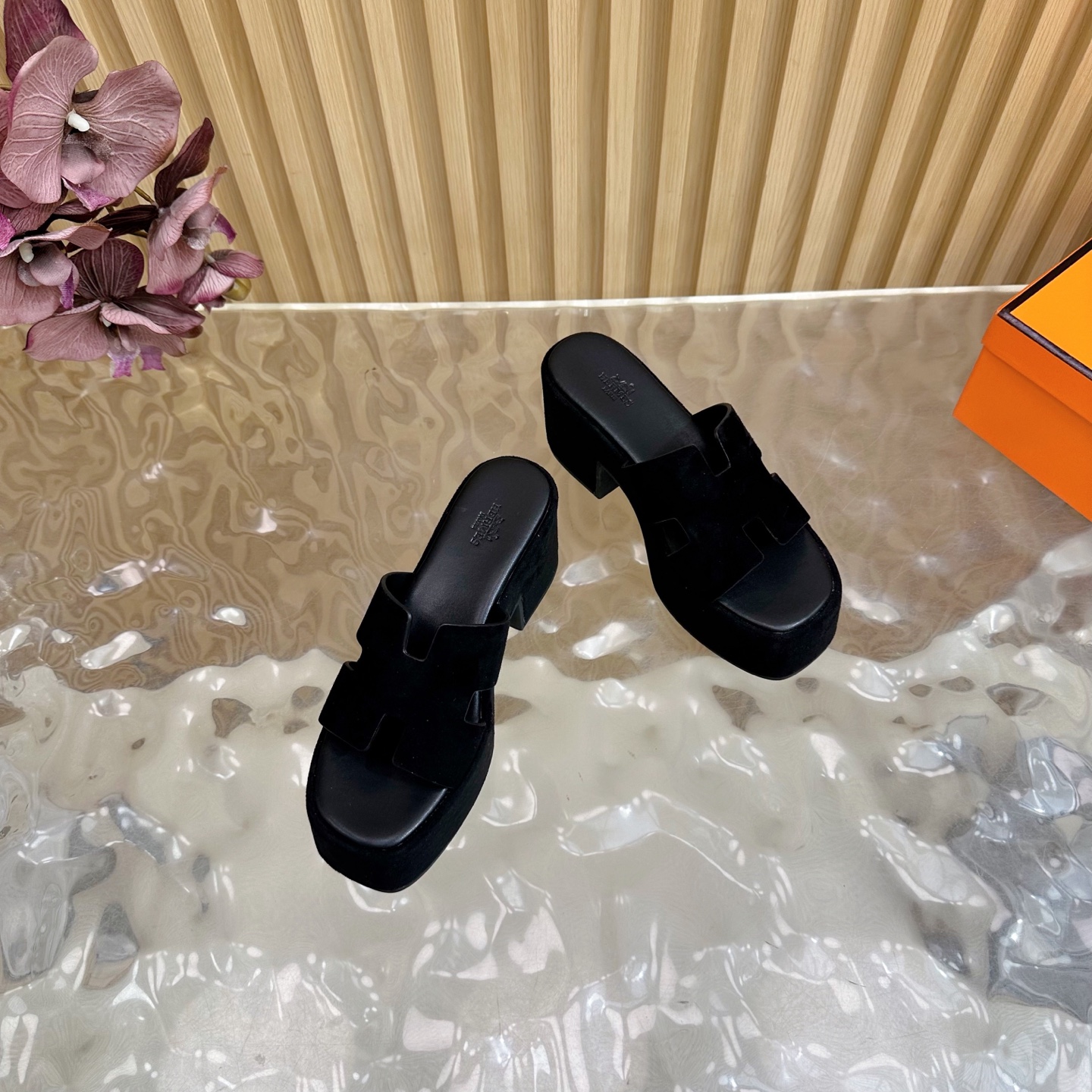HERMES  00709