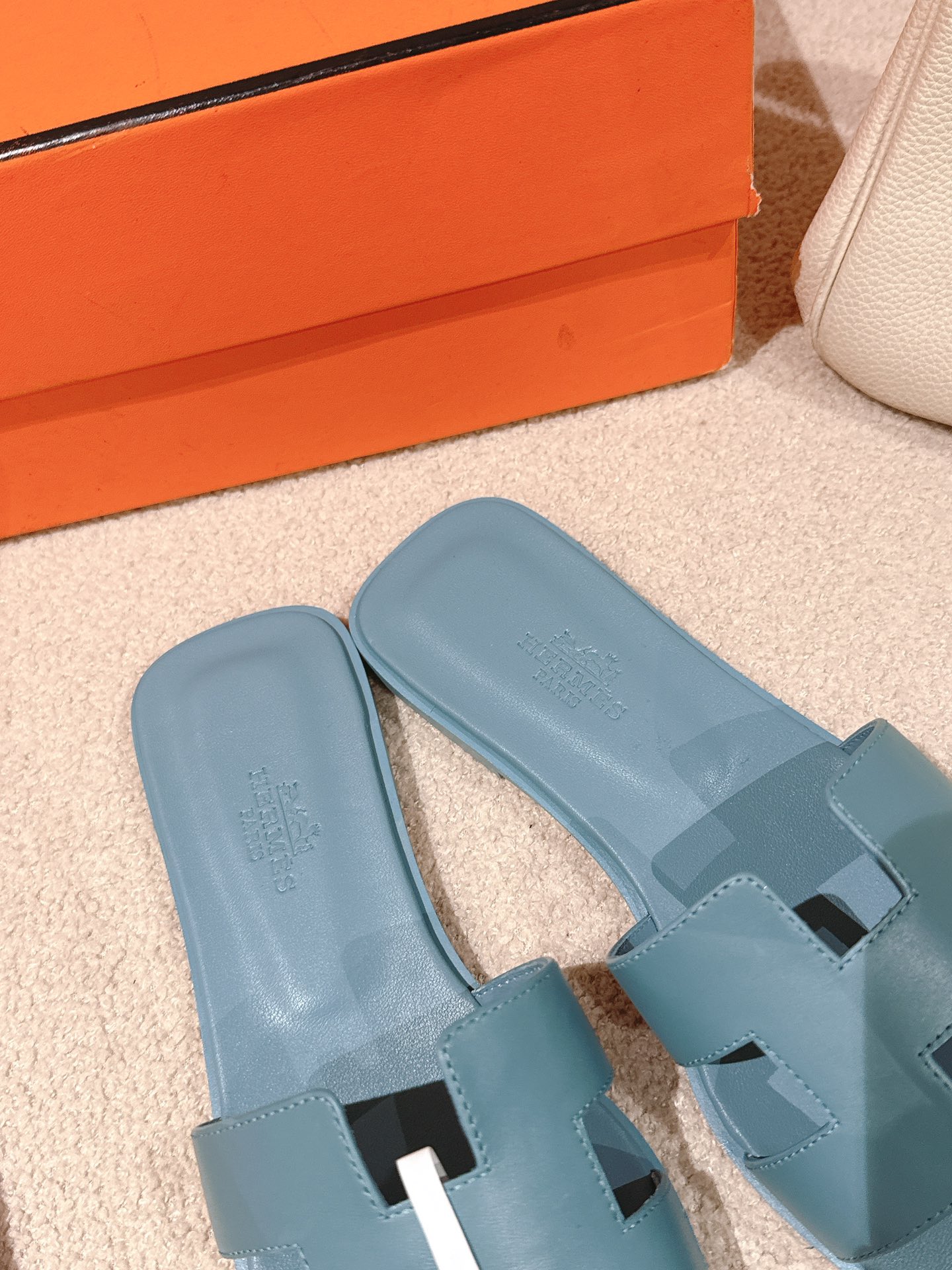 HERMES  00709