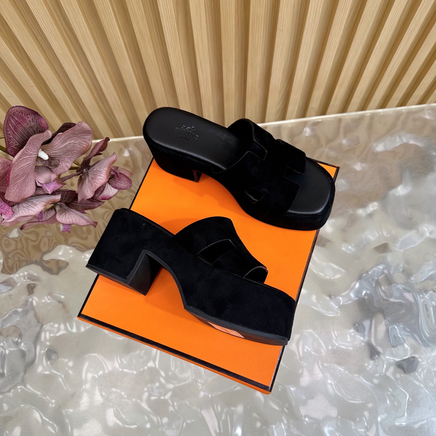HERMES  00709