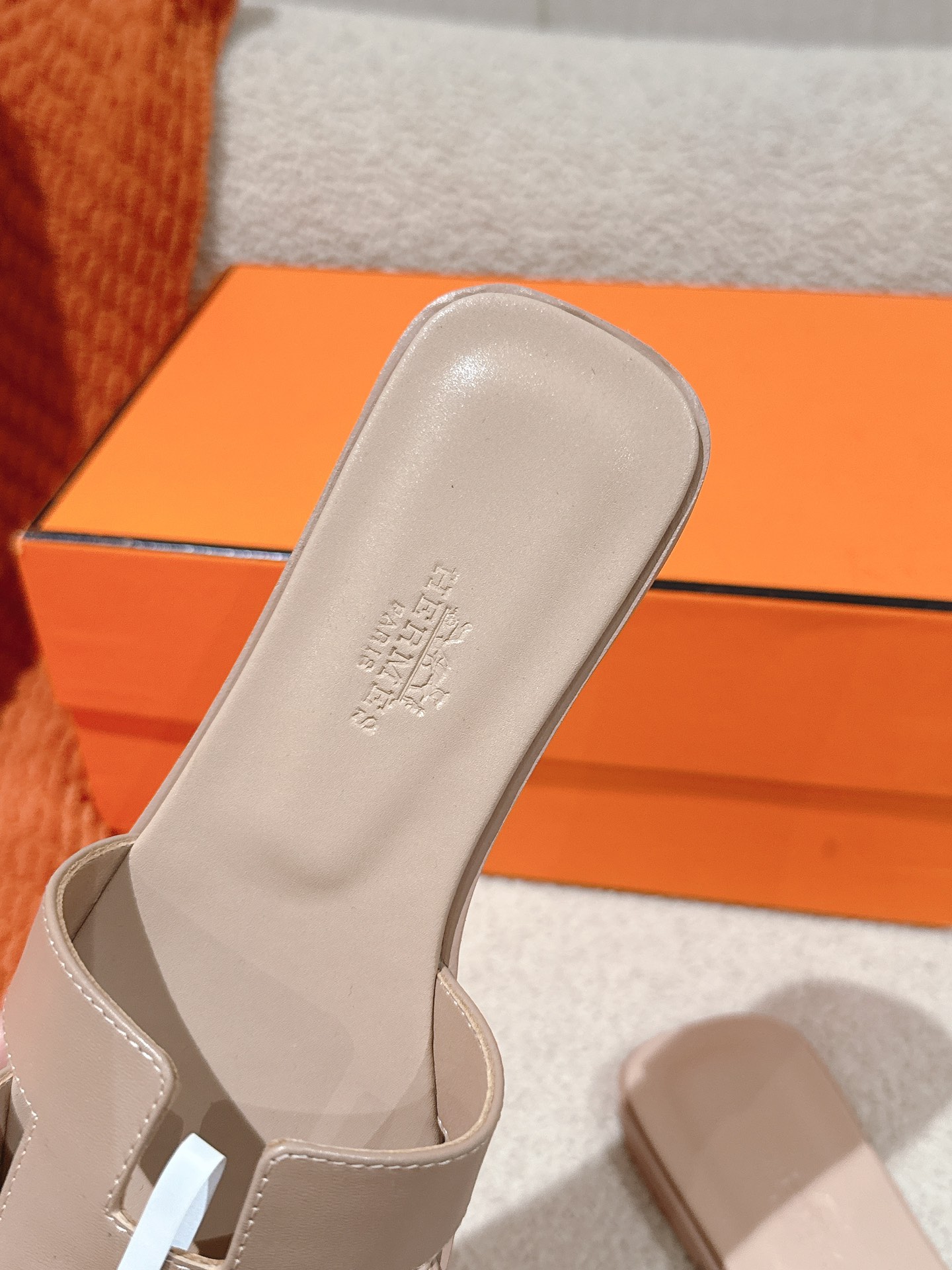 HERMES 00719 HERMES 00719