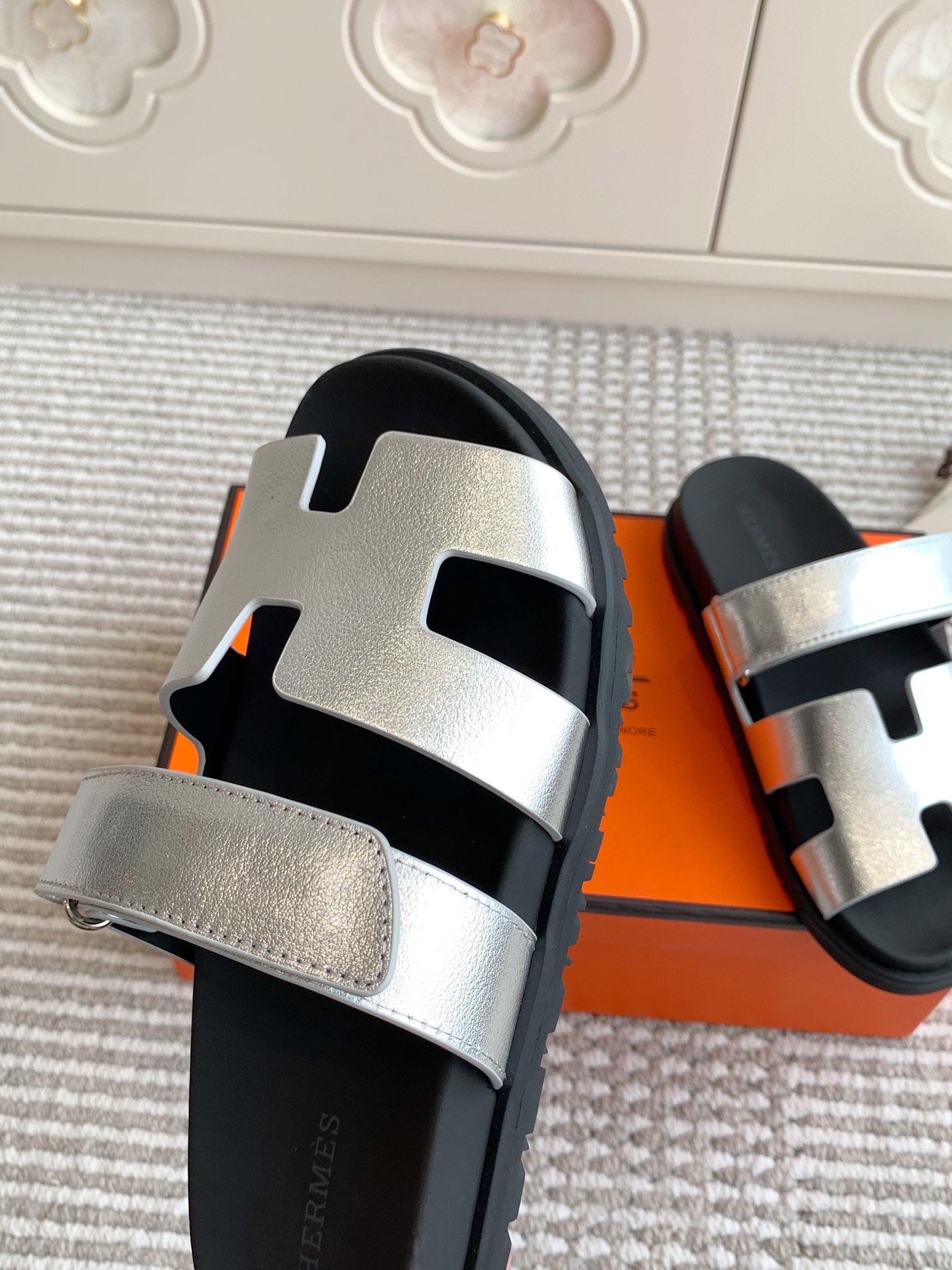 HERMES 00719