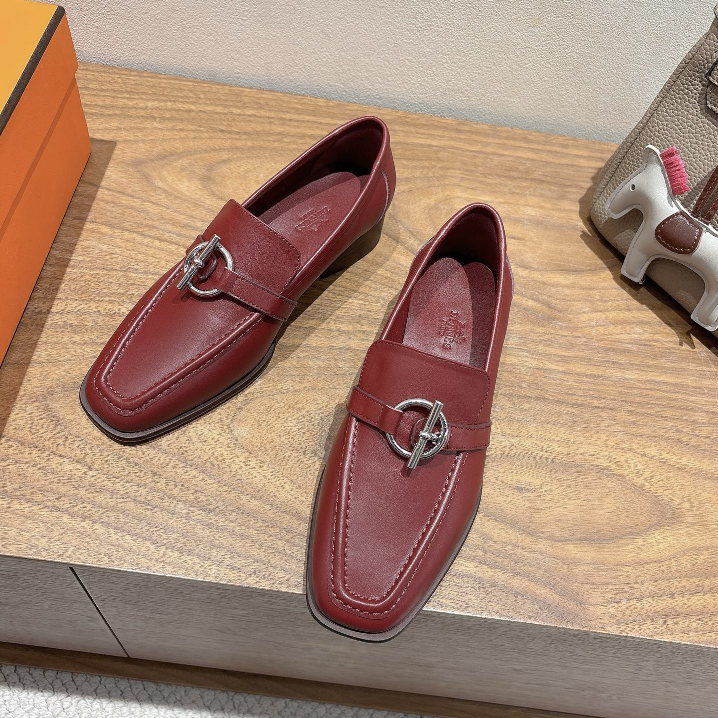 HERMES 00719 HERMES 00719