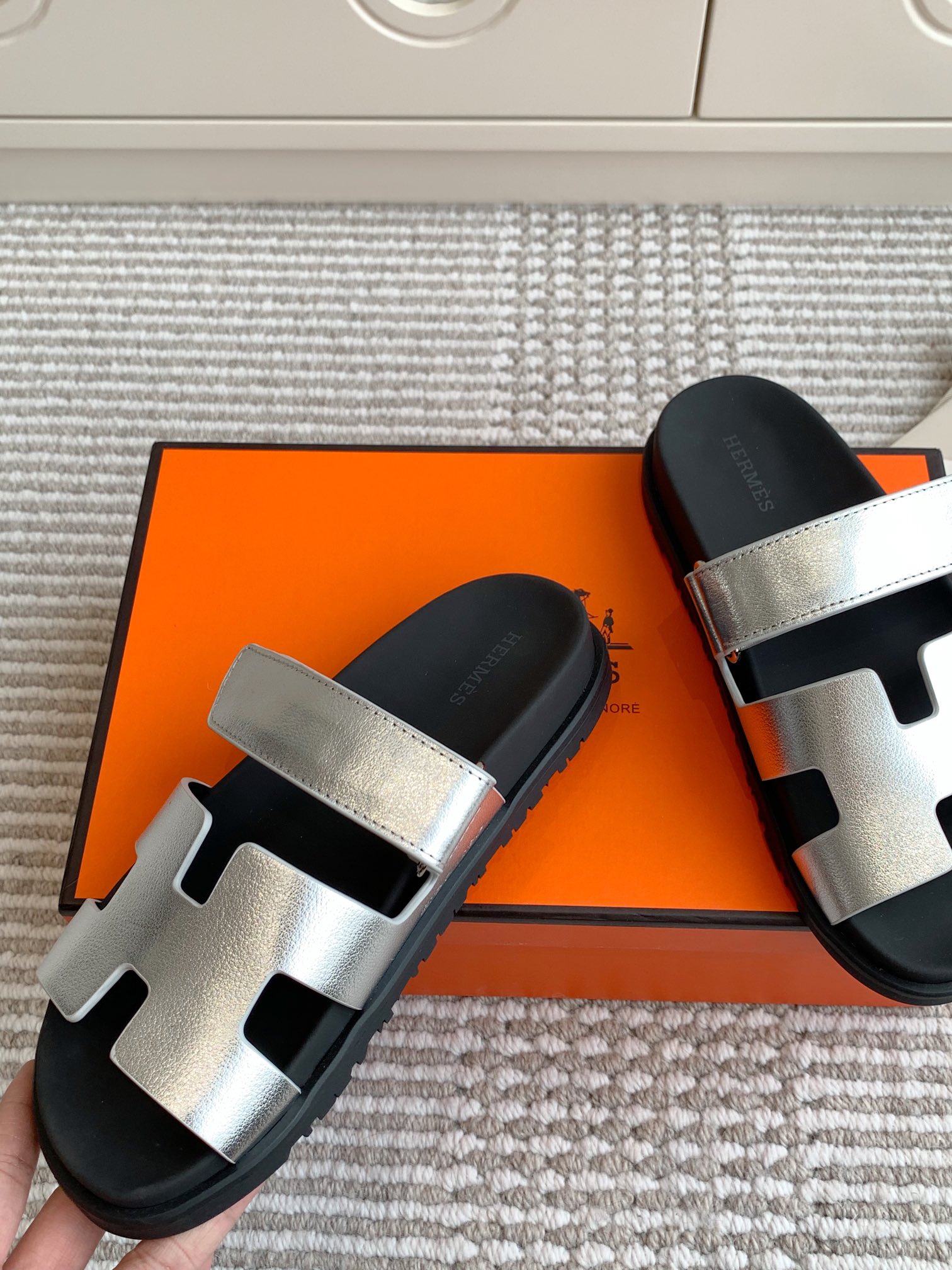 HERMES 00719