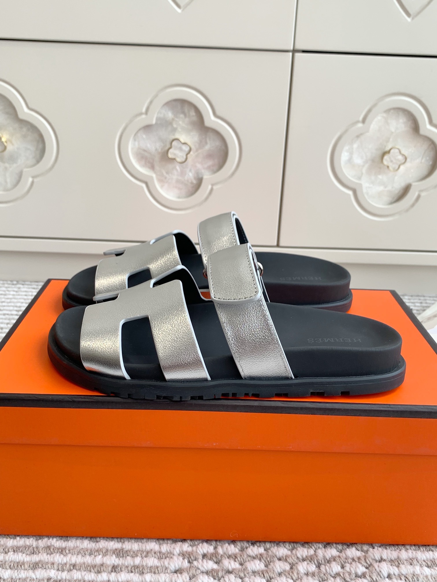 HERMES 00719