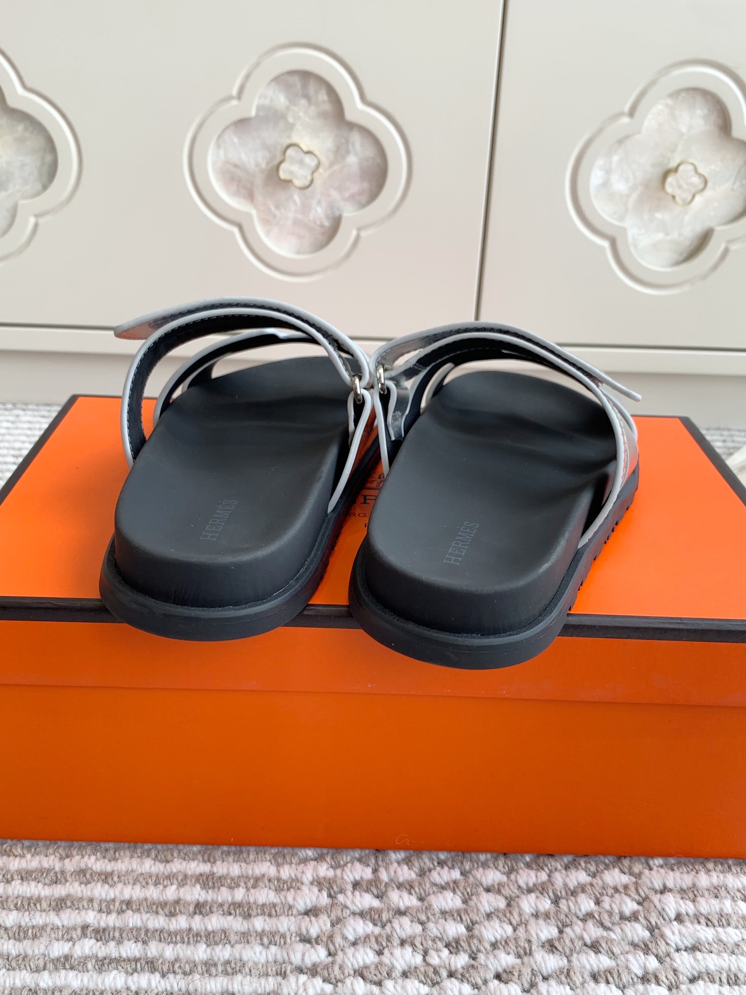 HERMES 00719