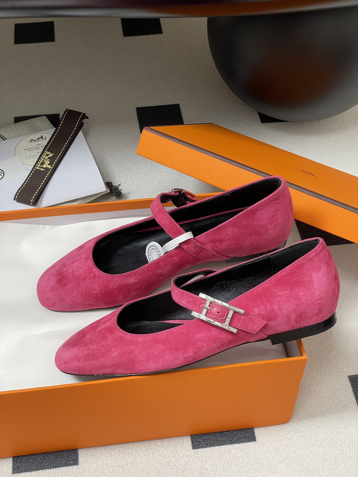 HERMES 00729 HERMES 00729