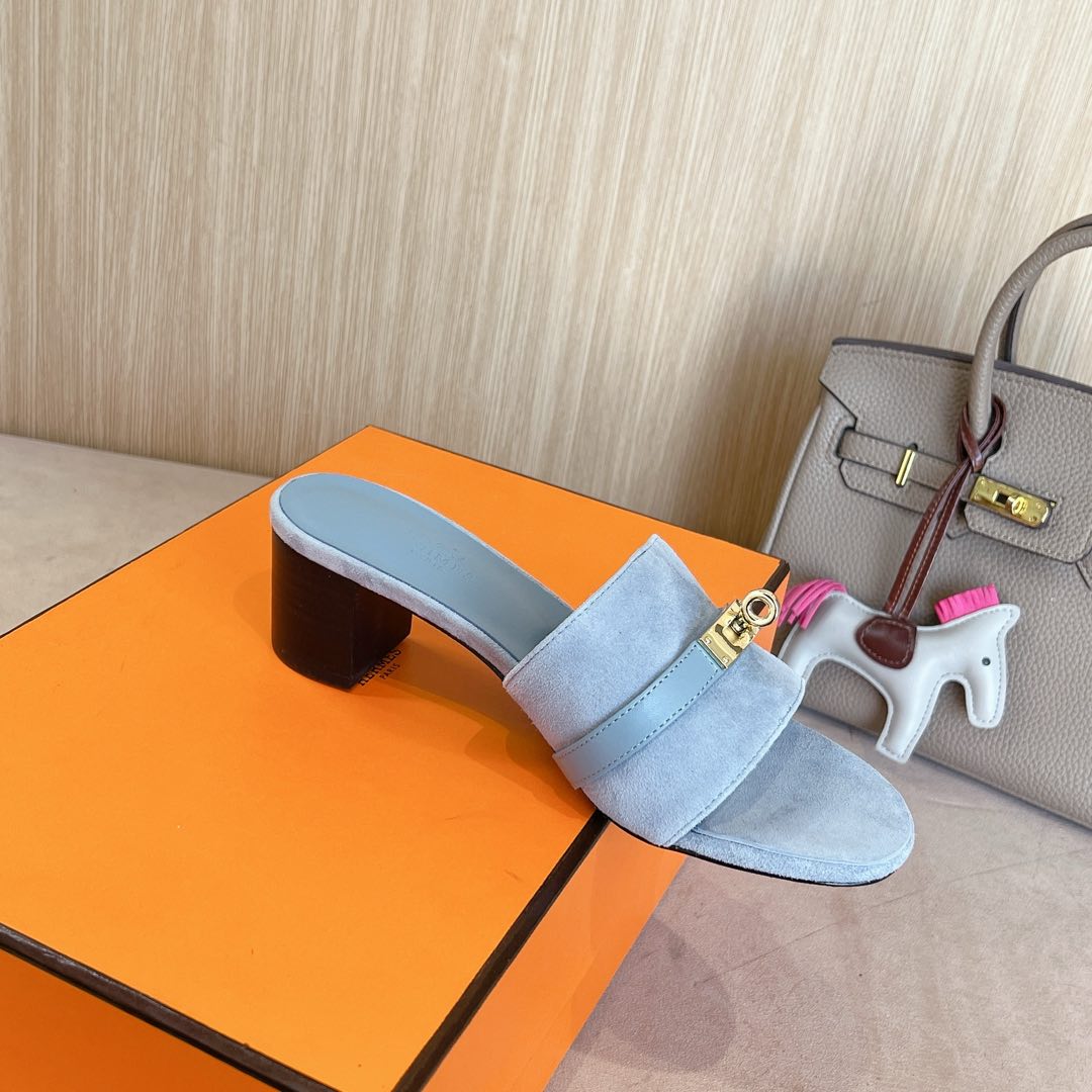 HERMES 00739 HERMES 00739