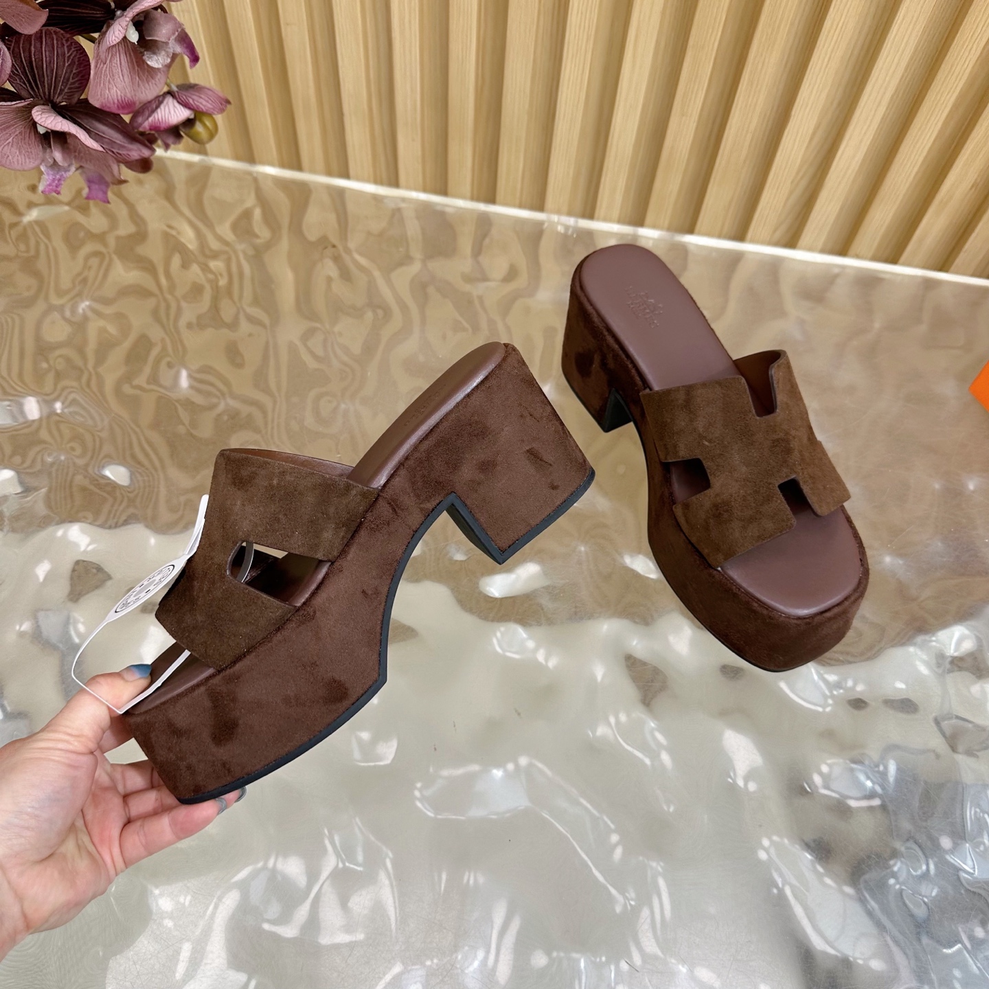 HERMES 00739 HERMES 00739