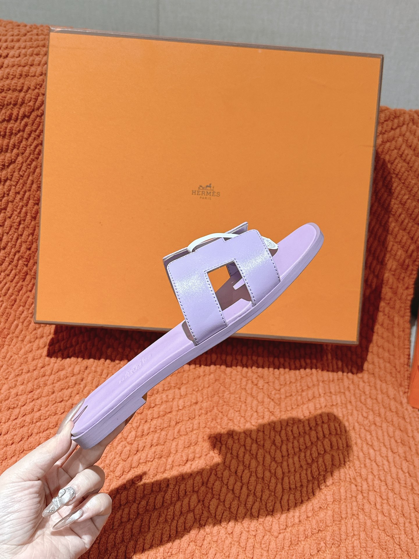 HERMES 00739 HERMES 00739