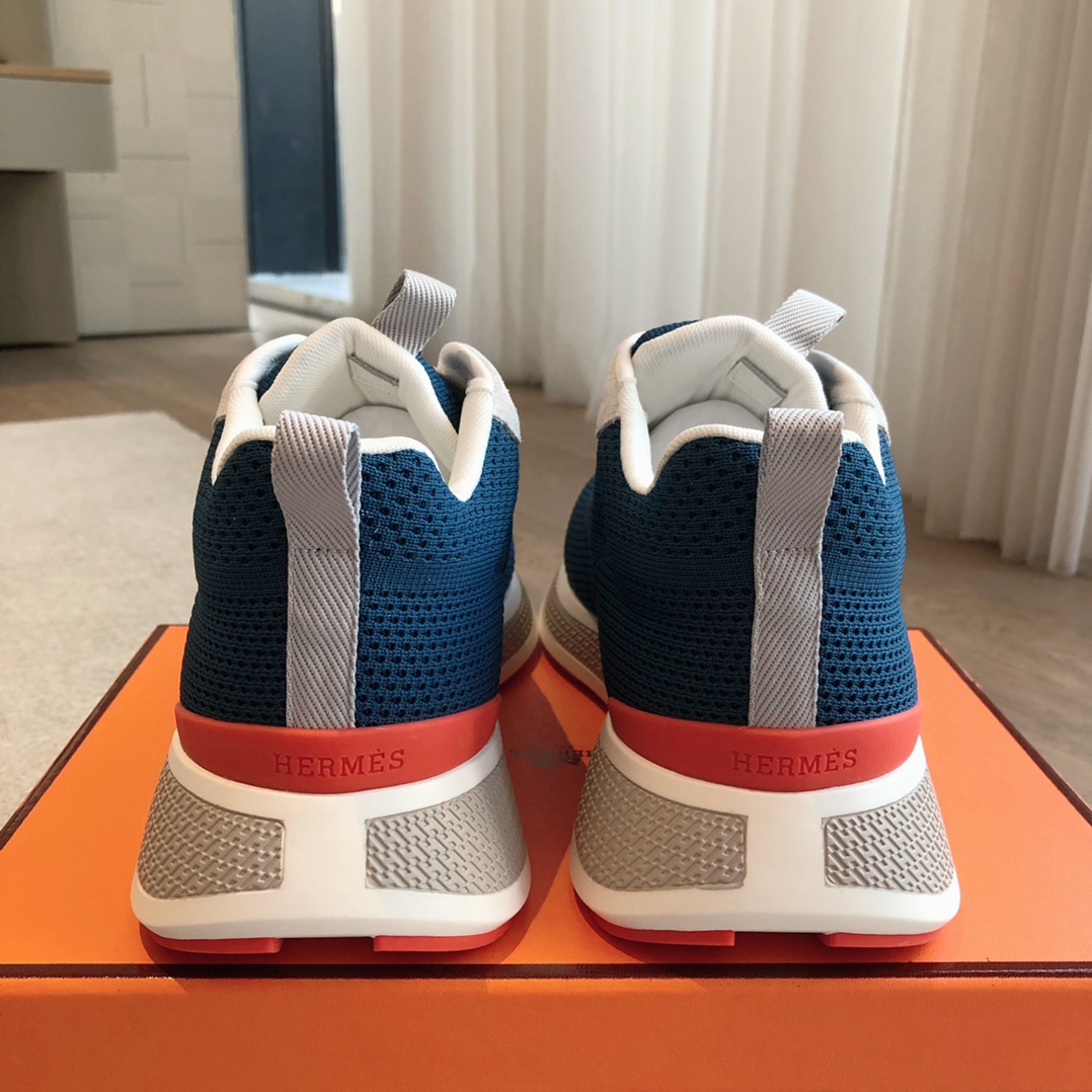 HERMES 00739 HERMES 00739