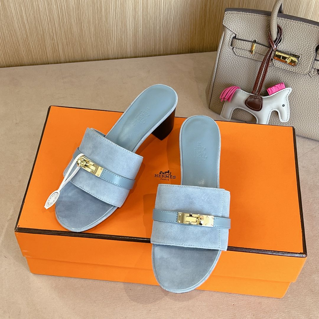 HERMES 00739 HERMES 00739