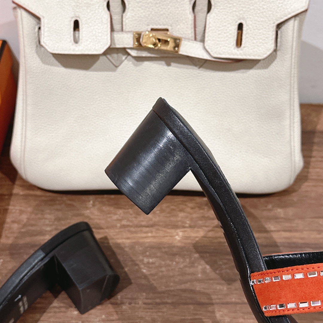 HERMES 00739 HERMES 00739