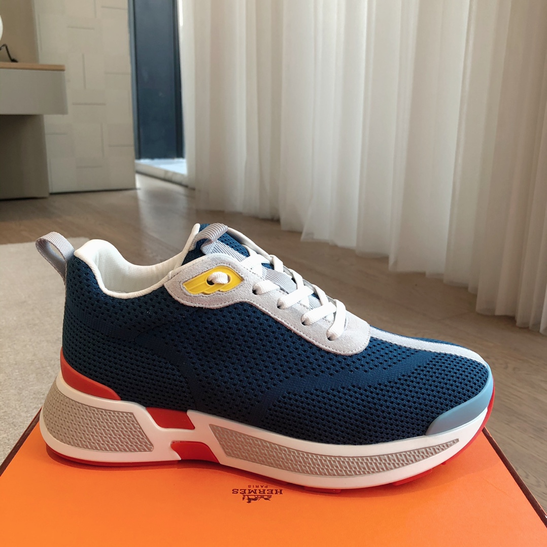 HERMES 00739 HERMES 00739