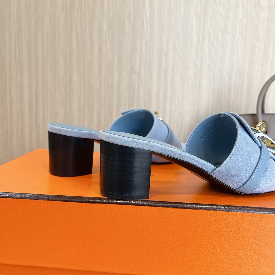 HERMES 00739 HERMES 00739
