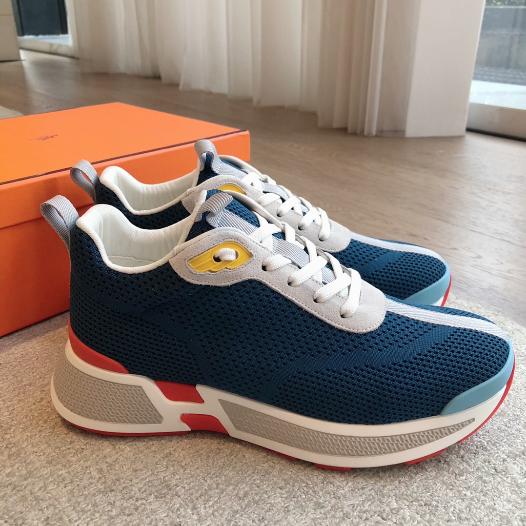 HERMES 00739 HERMES 00739