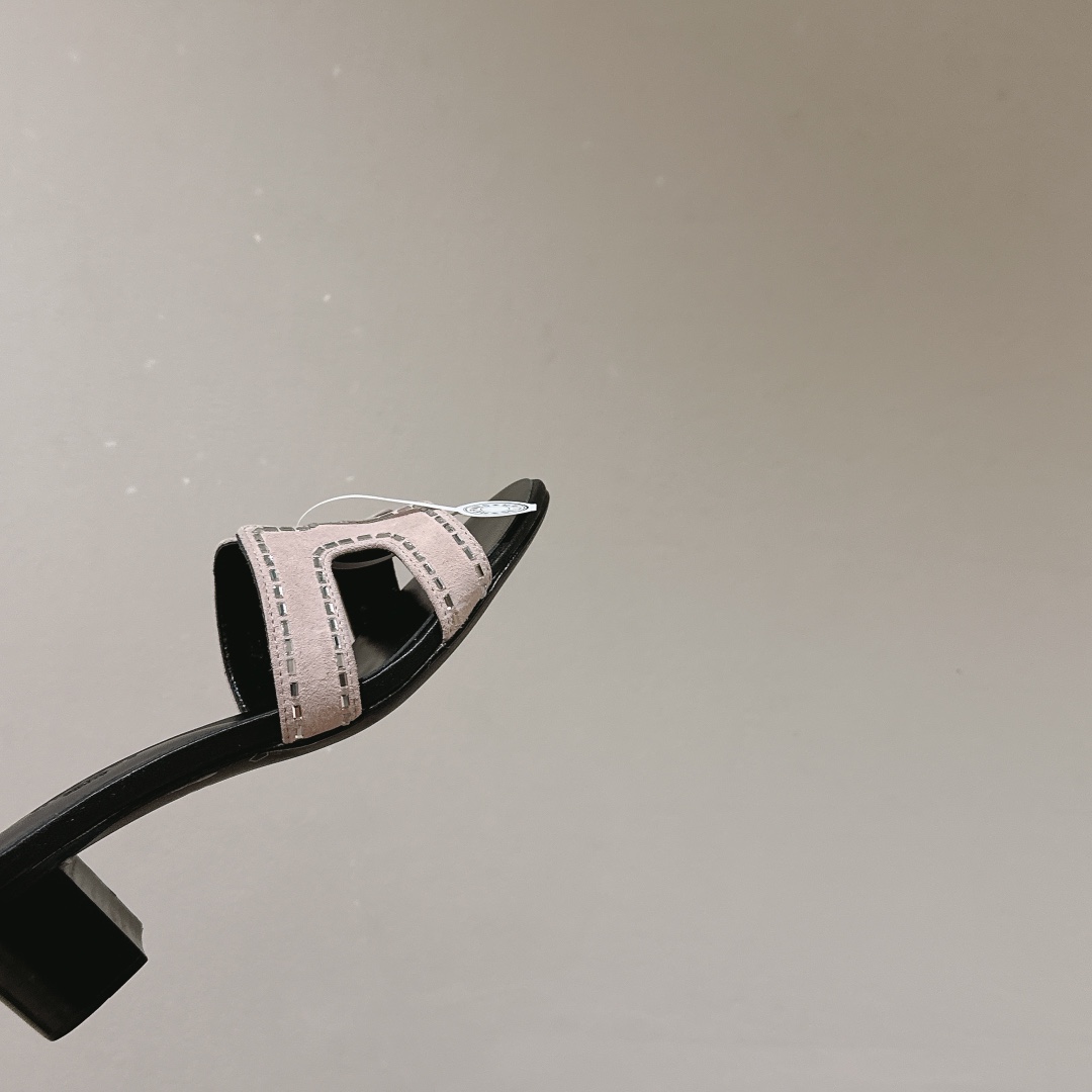 HERMES 00749 HERMES 00749