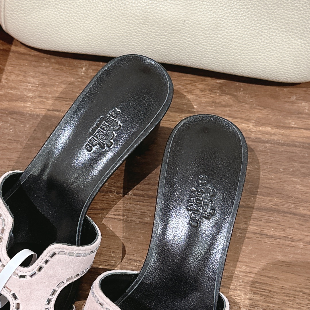 HERMES 00749 HERMES 00749