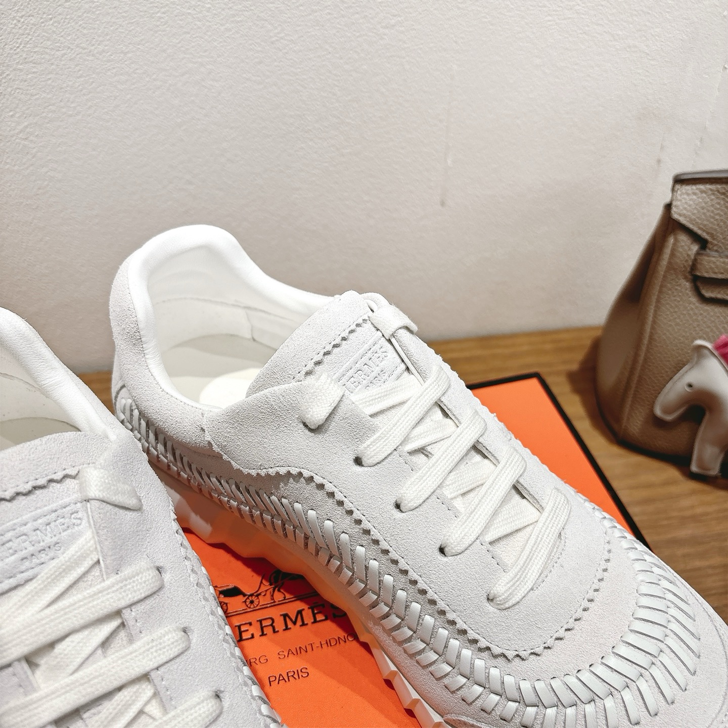 HERMES 00749 HERMES 00749