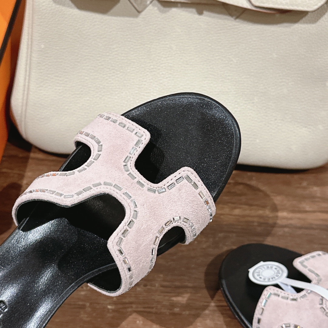 HERMES 00749 HERMES 00749