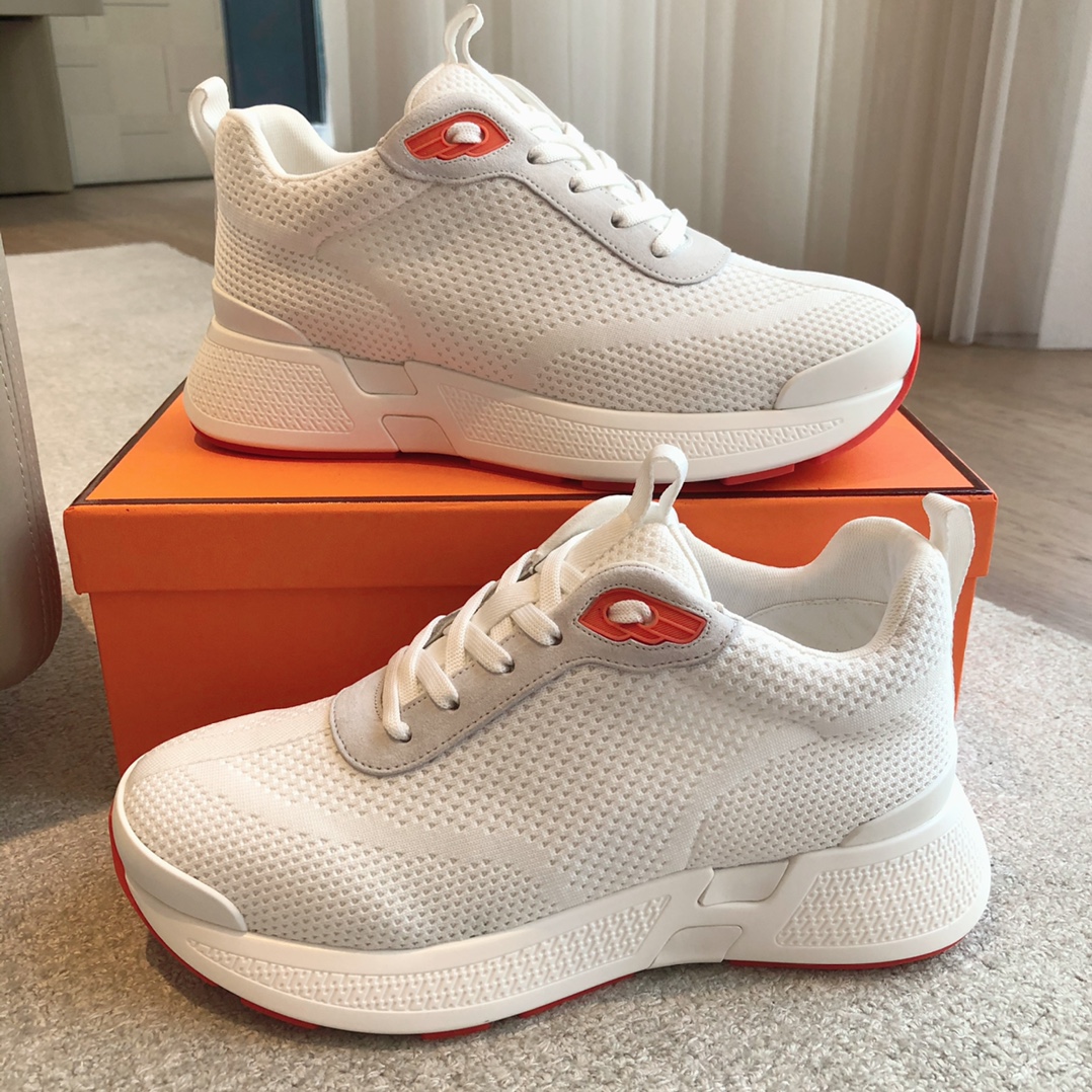 HERMES 00749 HERMES 00749