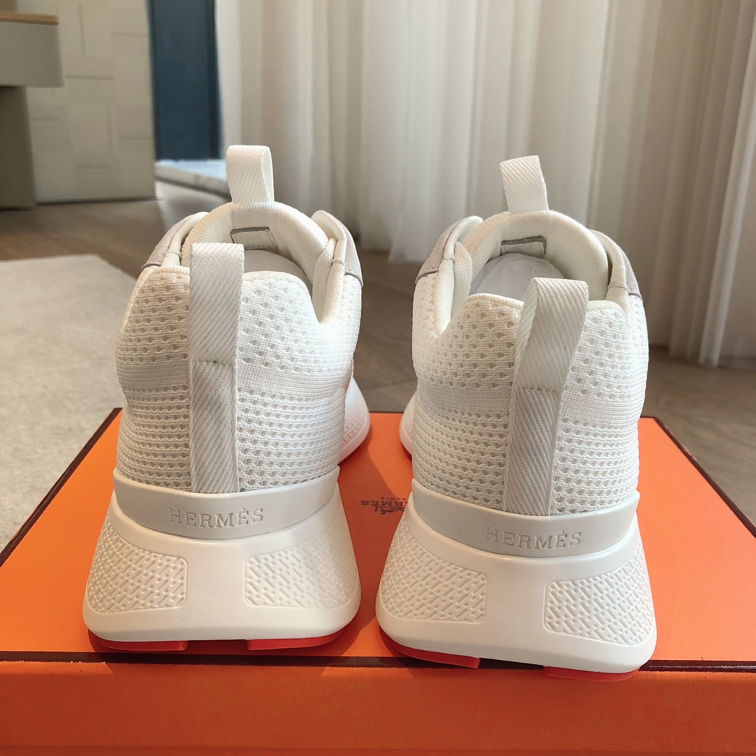 HERMES 00749 HERMES 00749