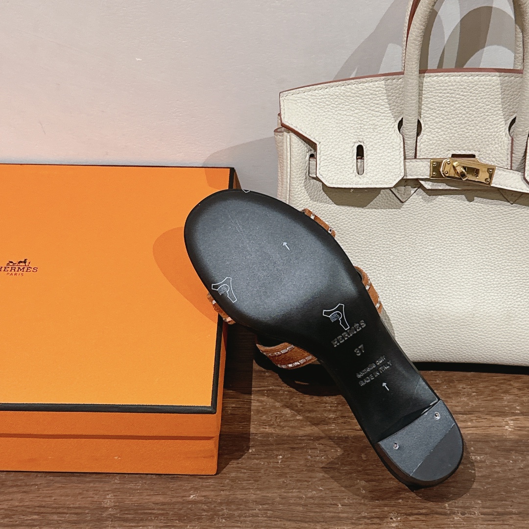 HERMES 00759 HERMES 00759