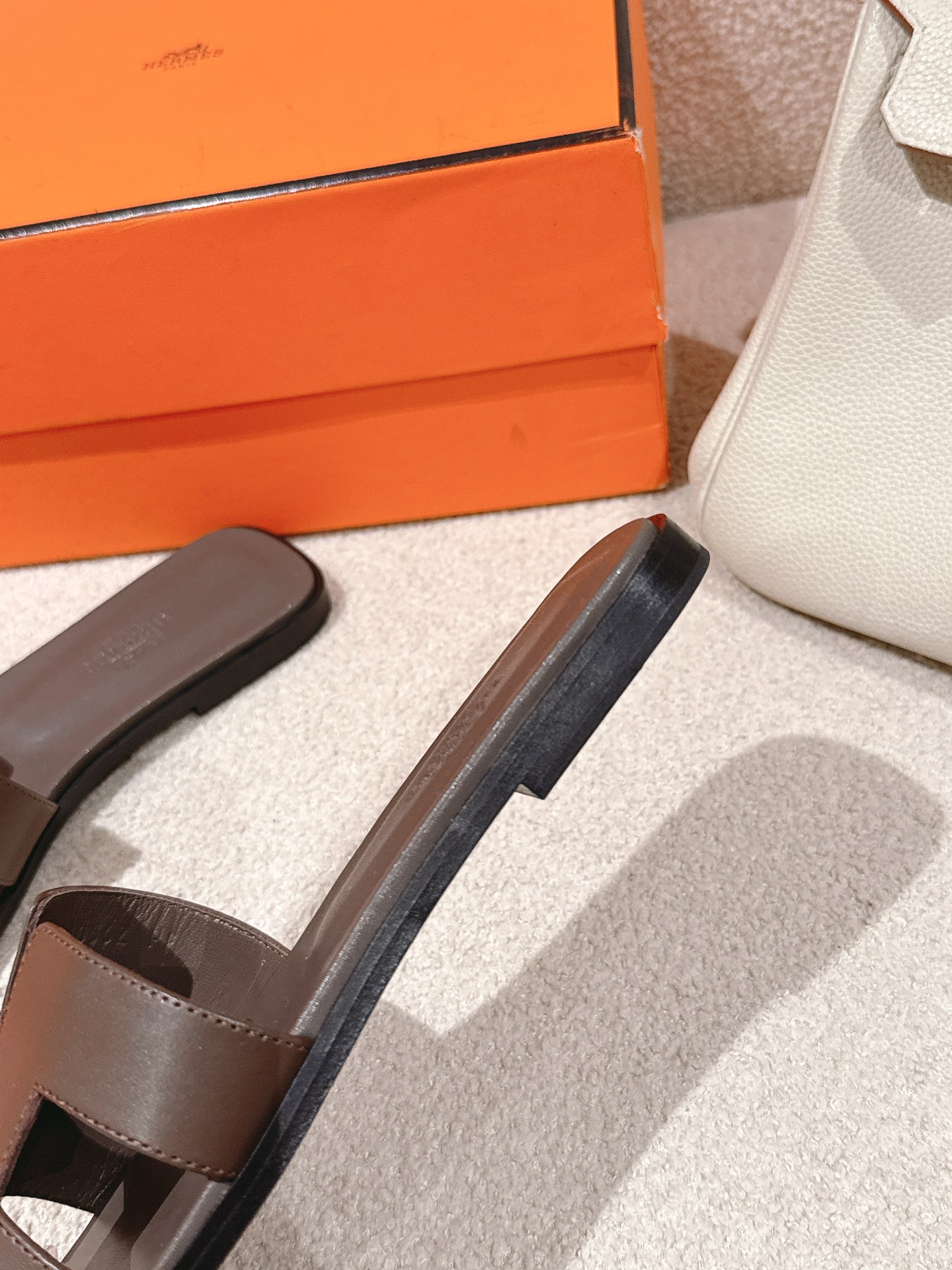 HERMES 00759 HERMES 00759