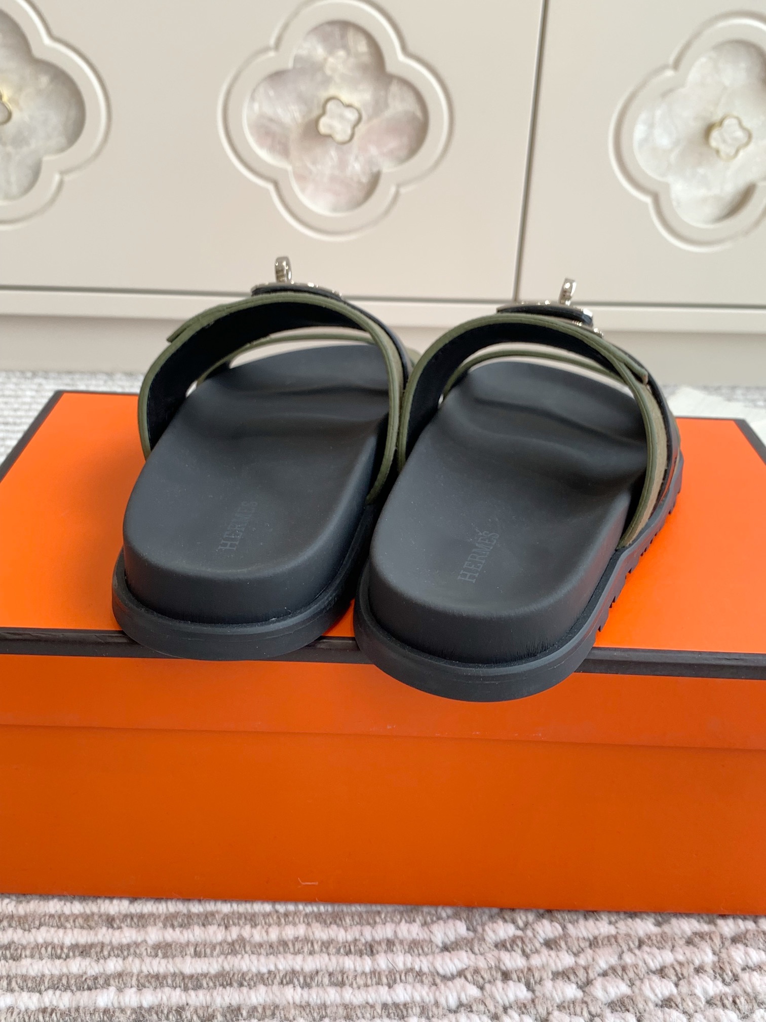 HERMES 00769