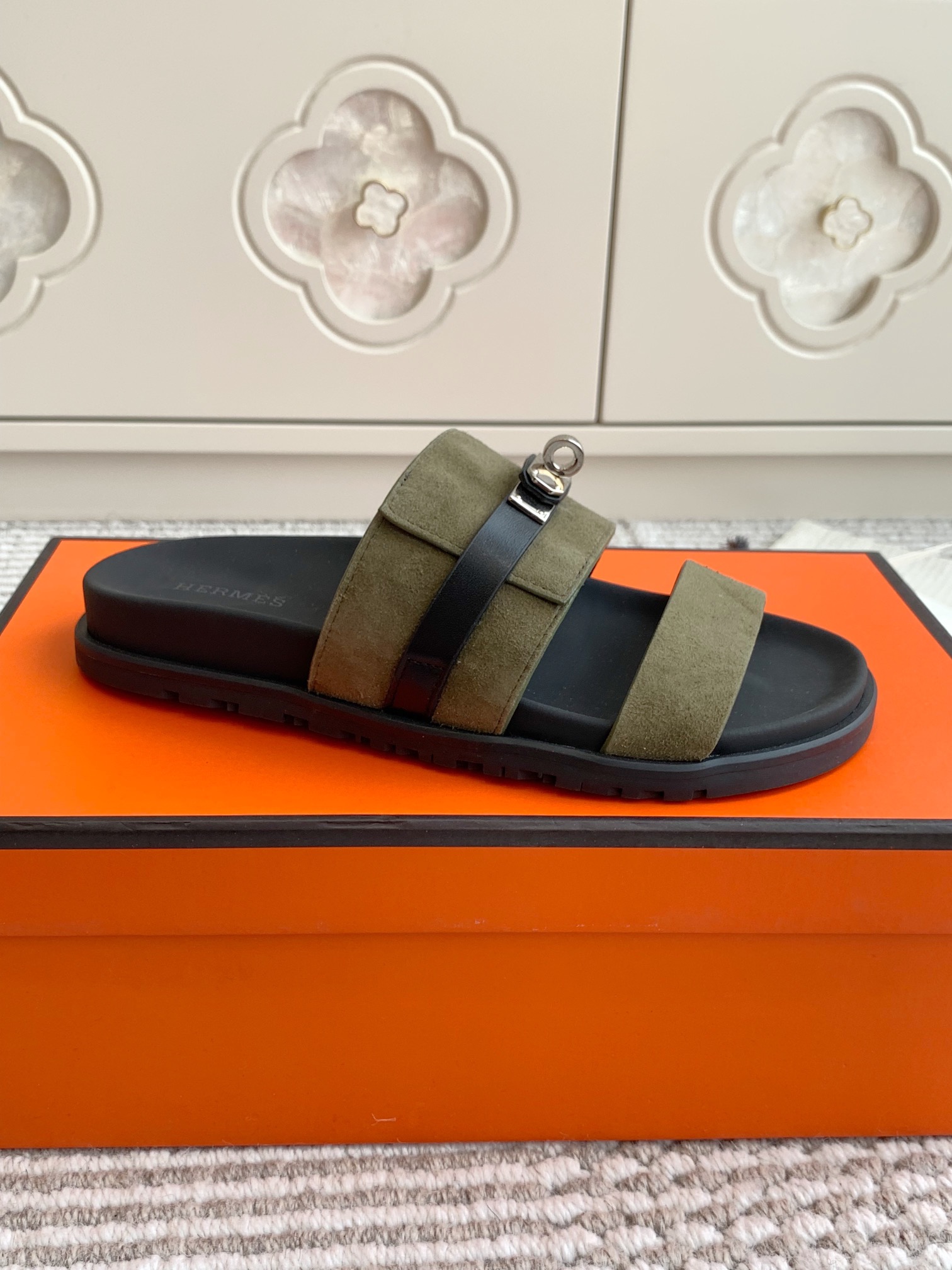 HERMES 00769