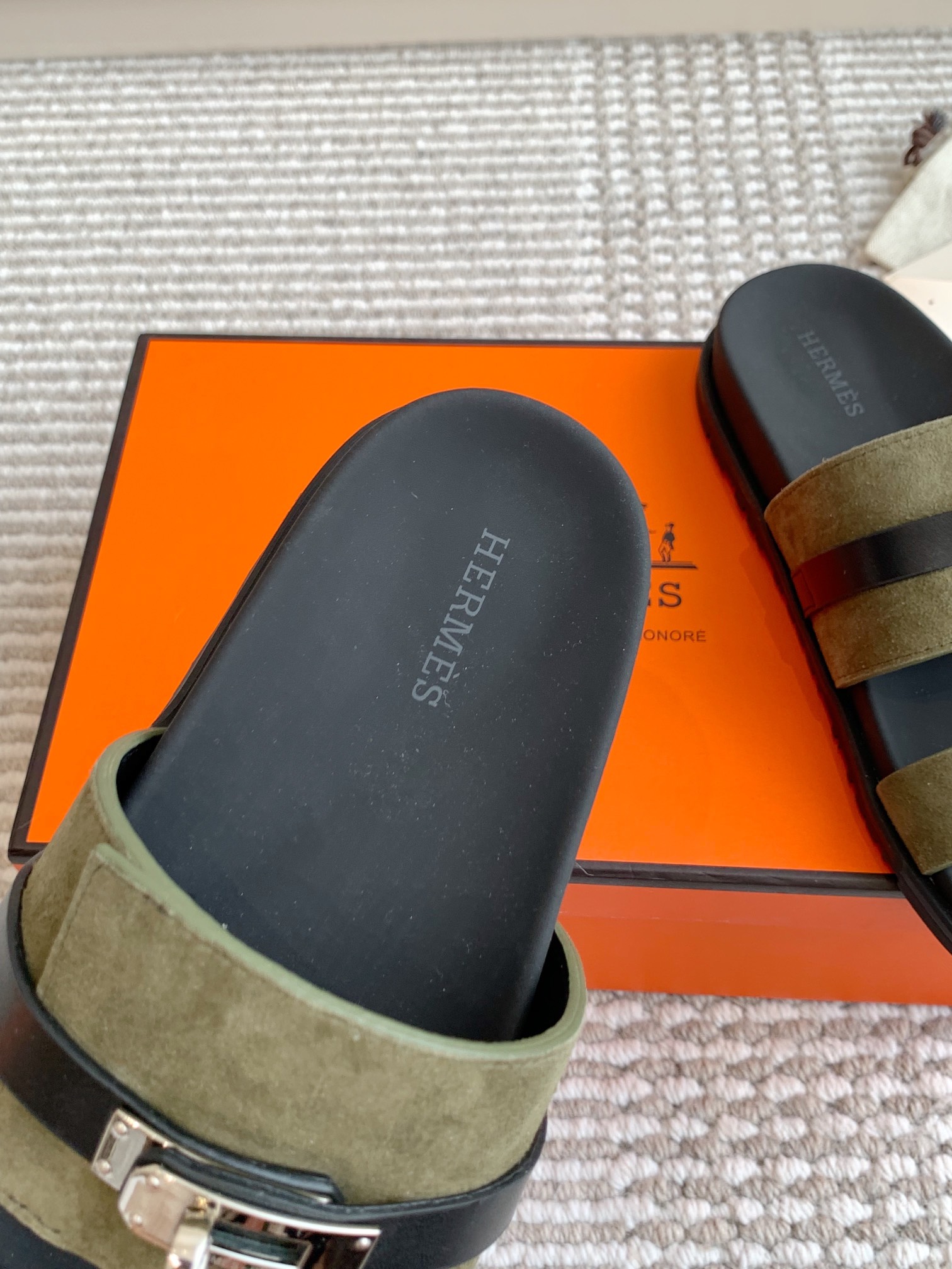 HERMES 00769