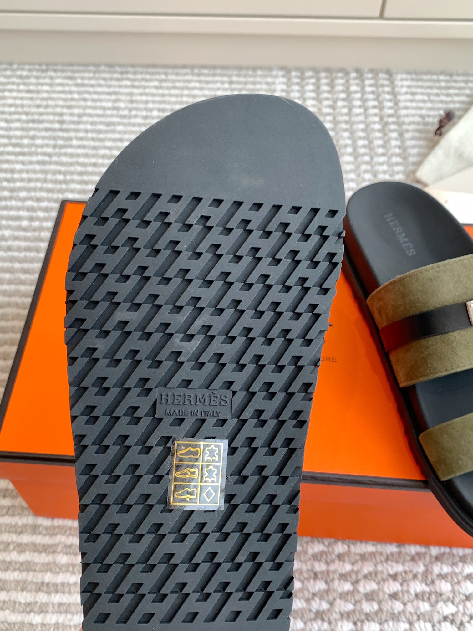 HERMES 00769