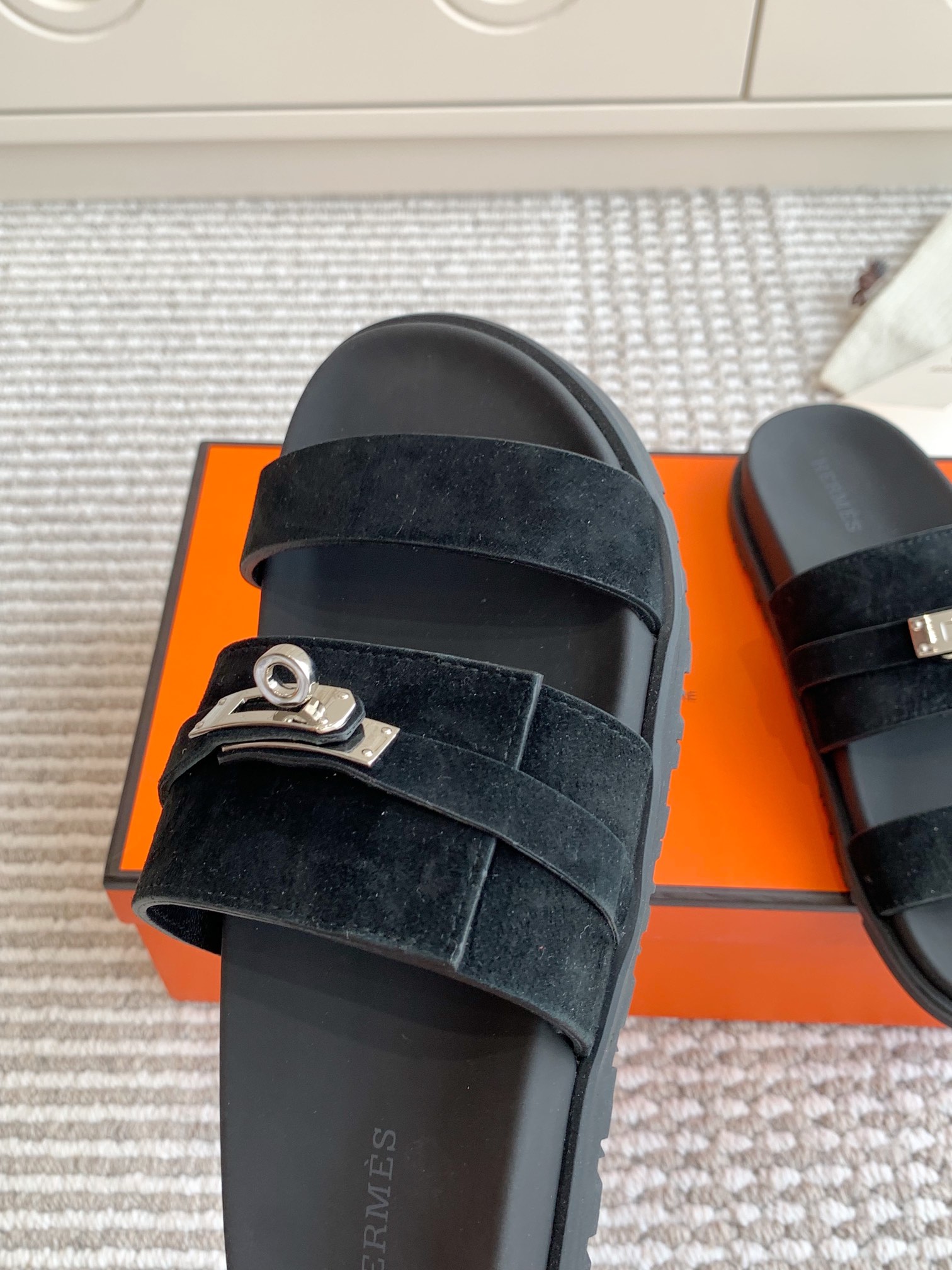 HERMES 00779