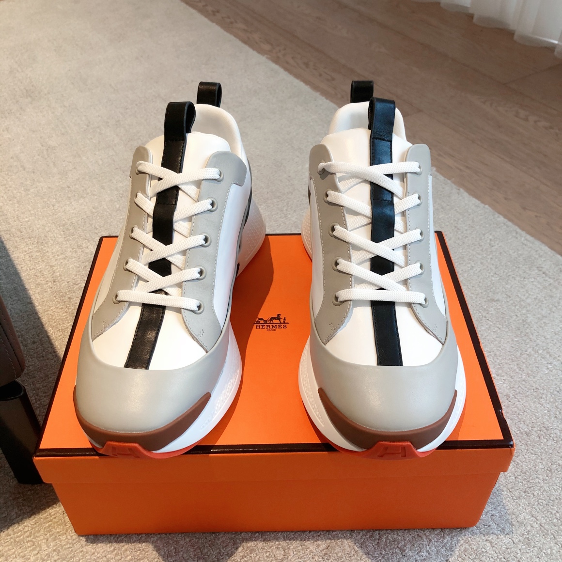 HERMES 00779 HERMES 00779
