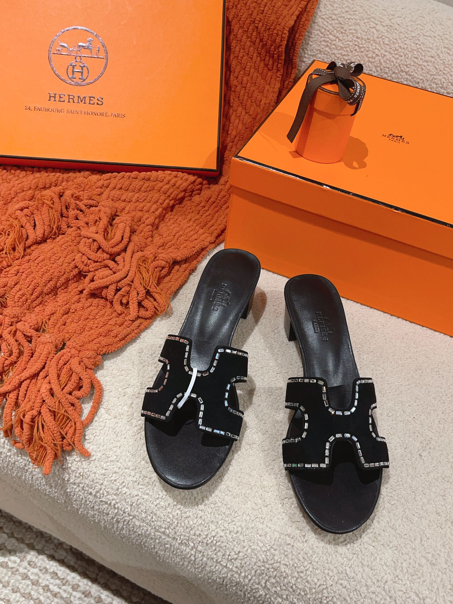 HERMES 00779 HERMES 00779