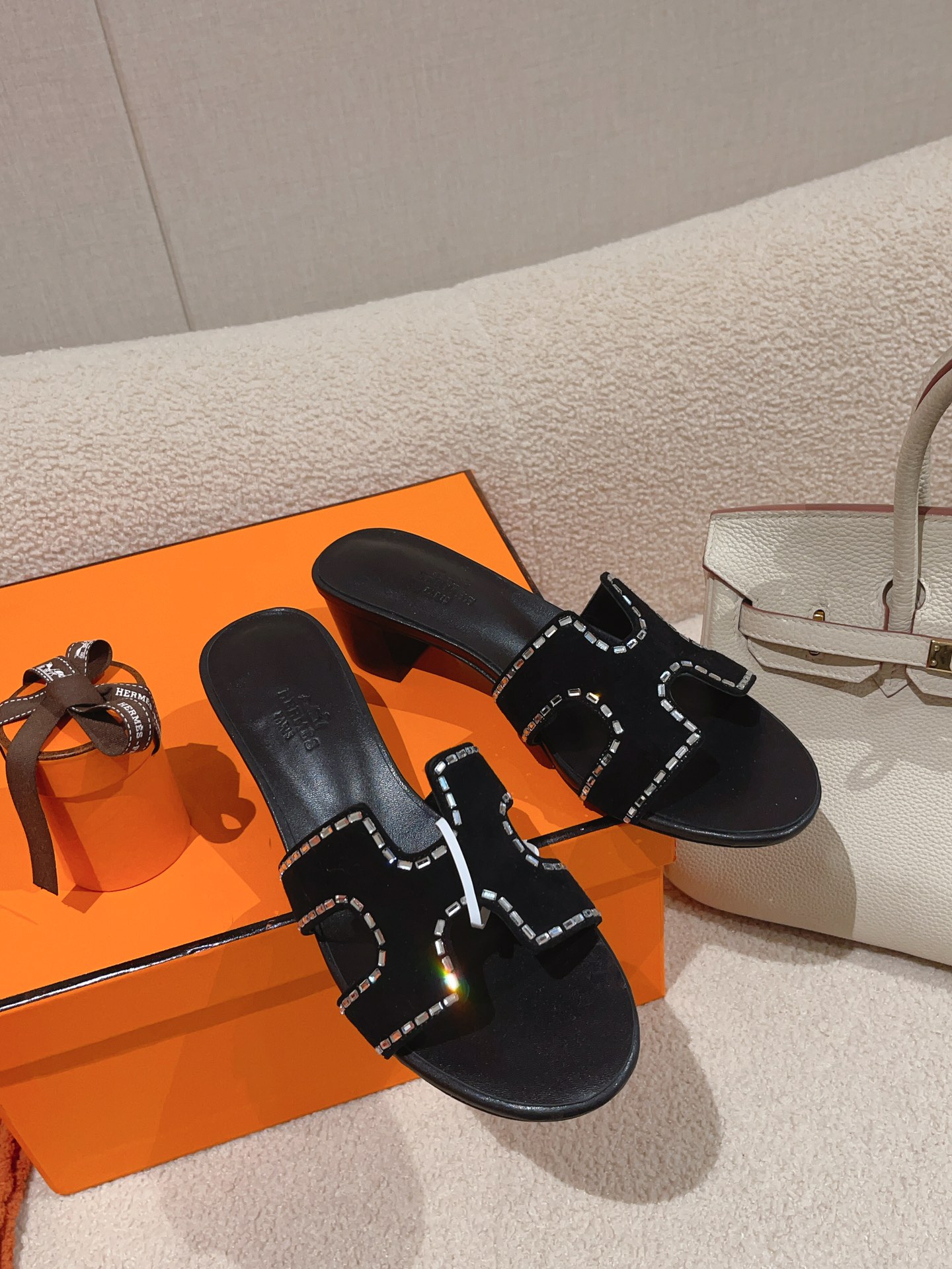HERMES 00779 HERMES 00779