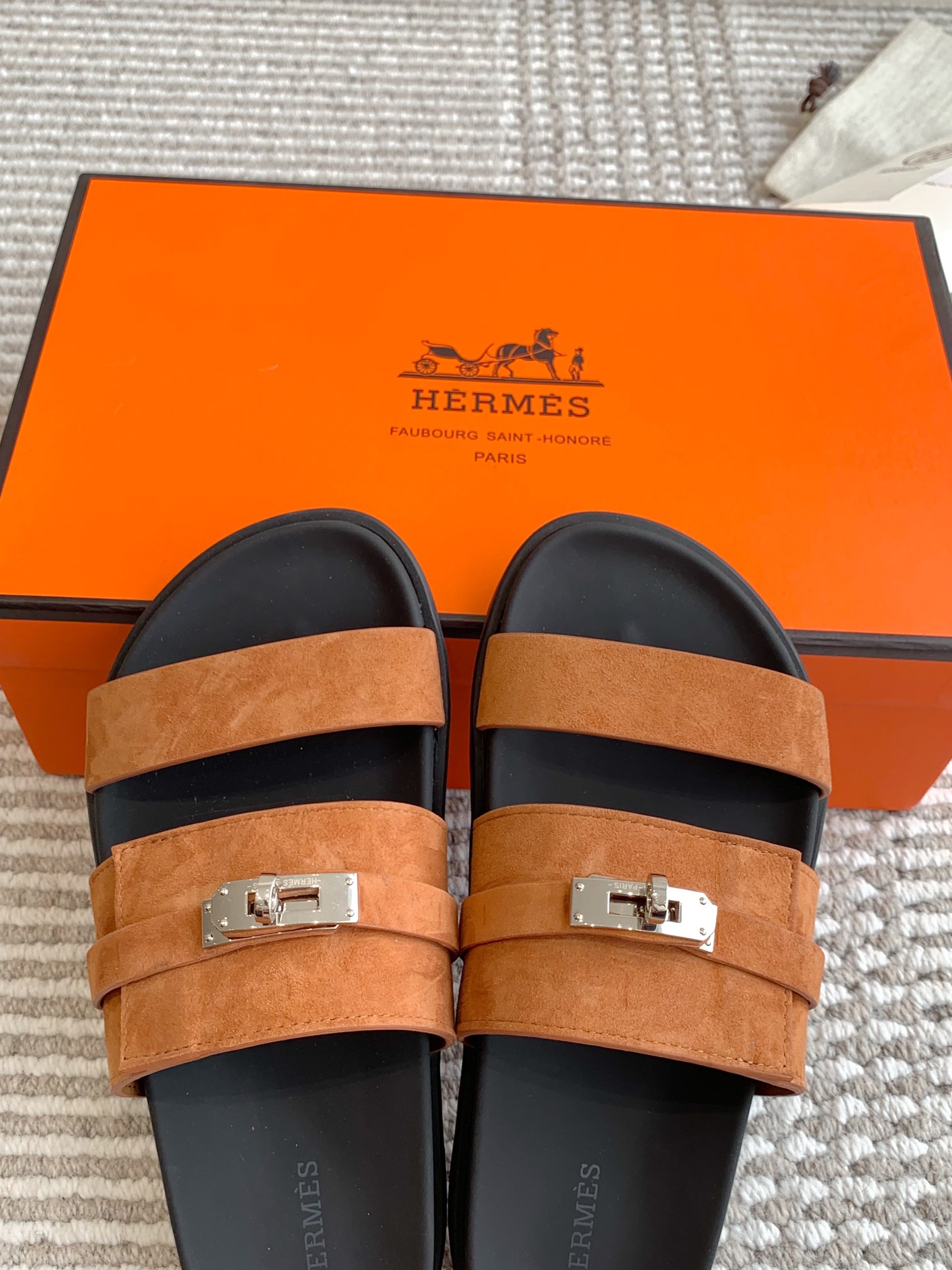 HERMES 00789