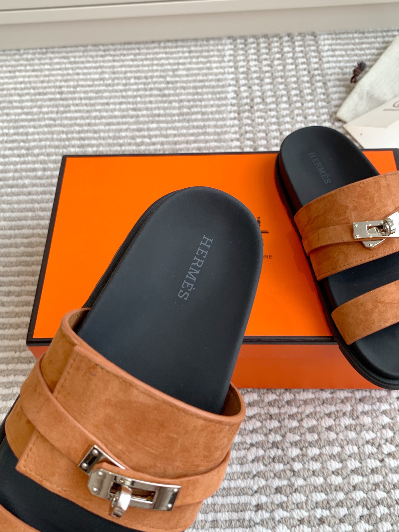 HERMES 00789