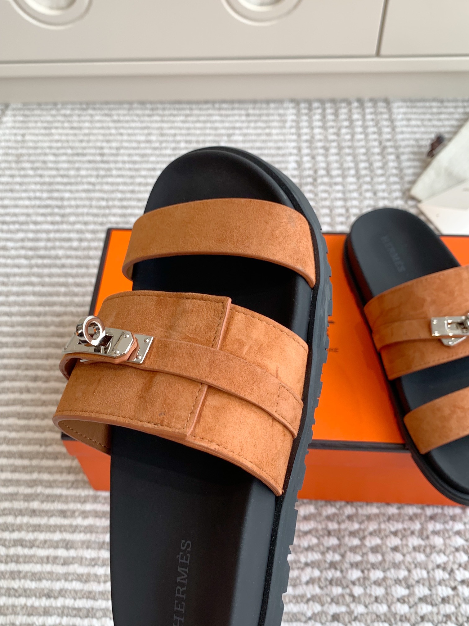 HERMES 00789