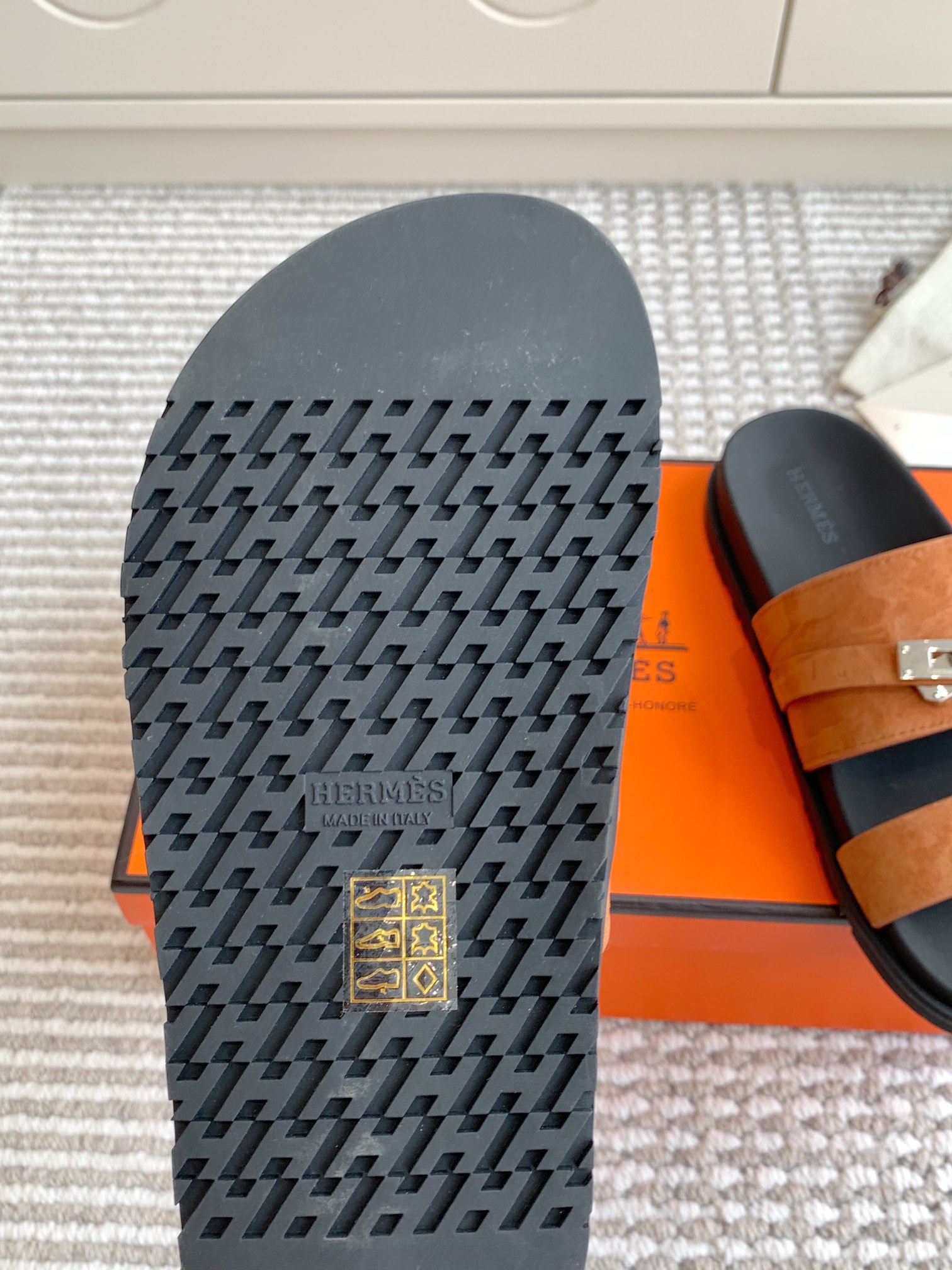 HERMES 00789